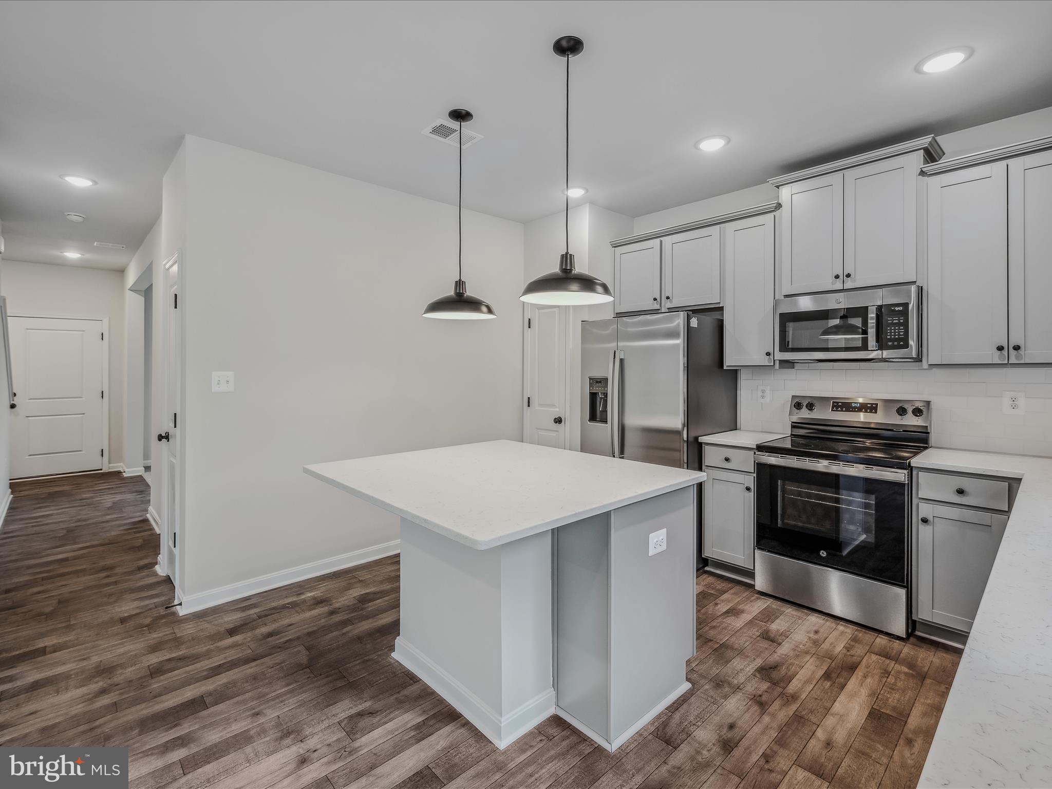 DILLON FARM - Residential Lease