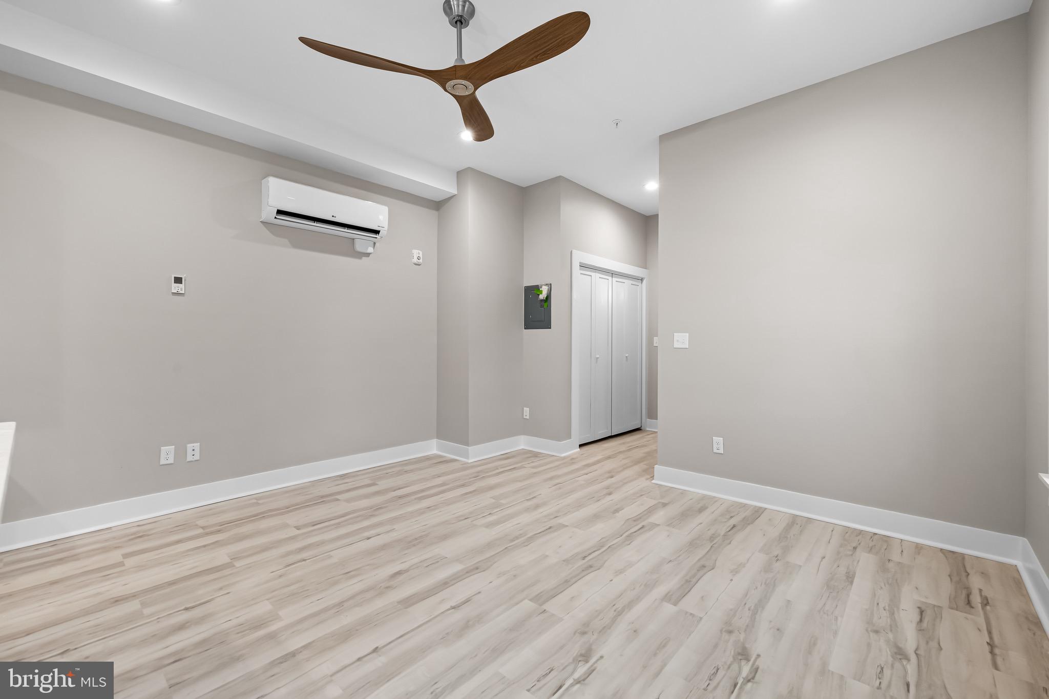 HIGHLANDTOWN - Residential Lease