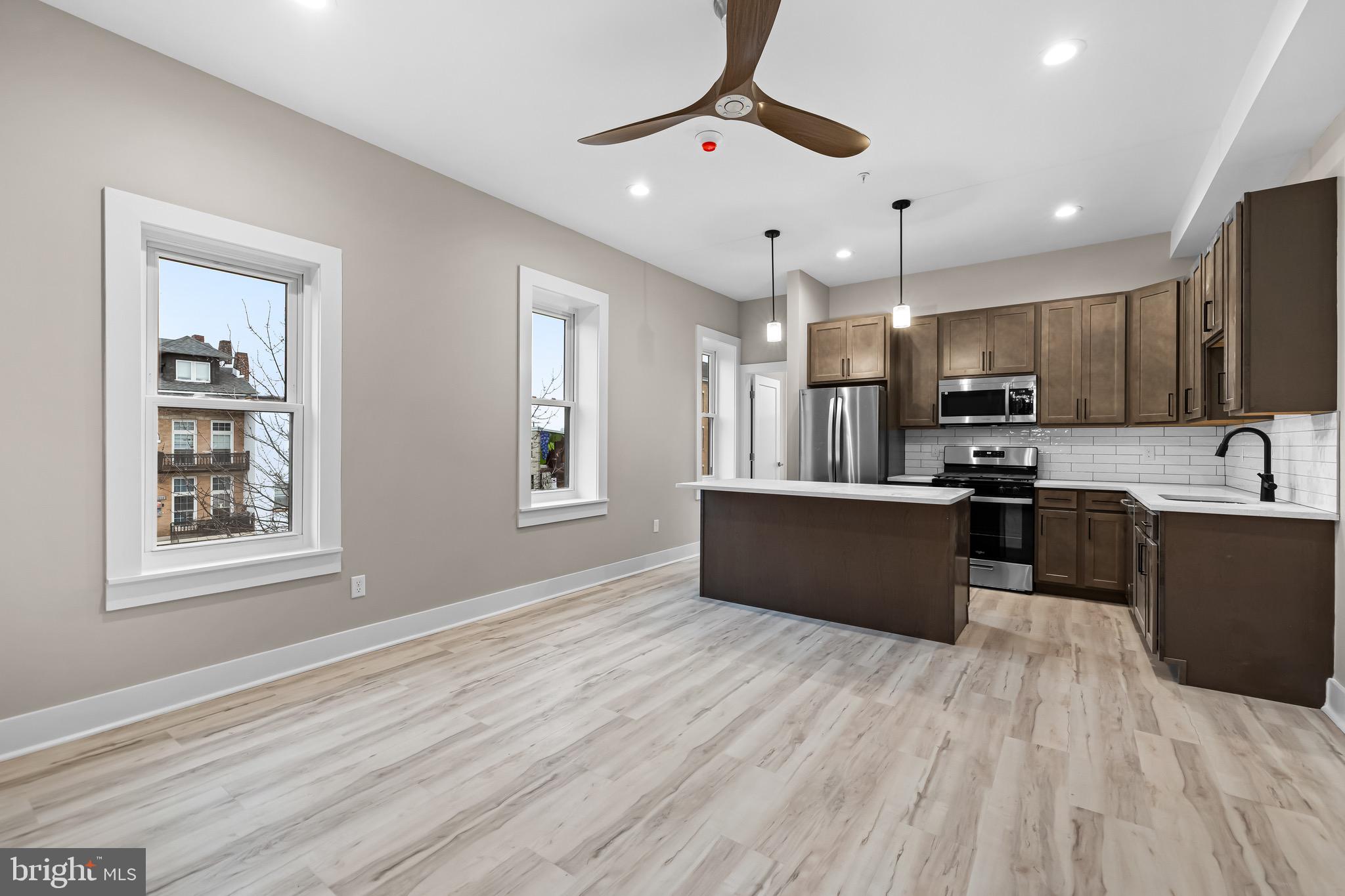 HIGHLANDTOWN - Residential Lease