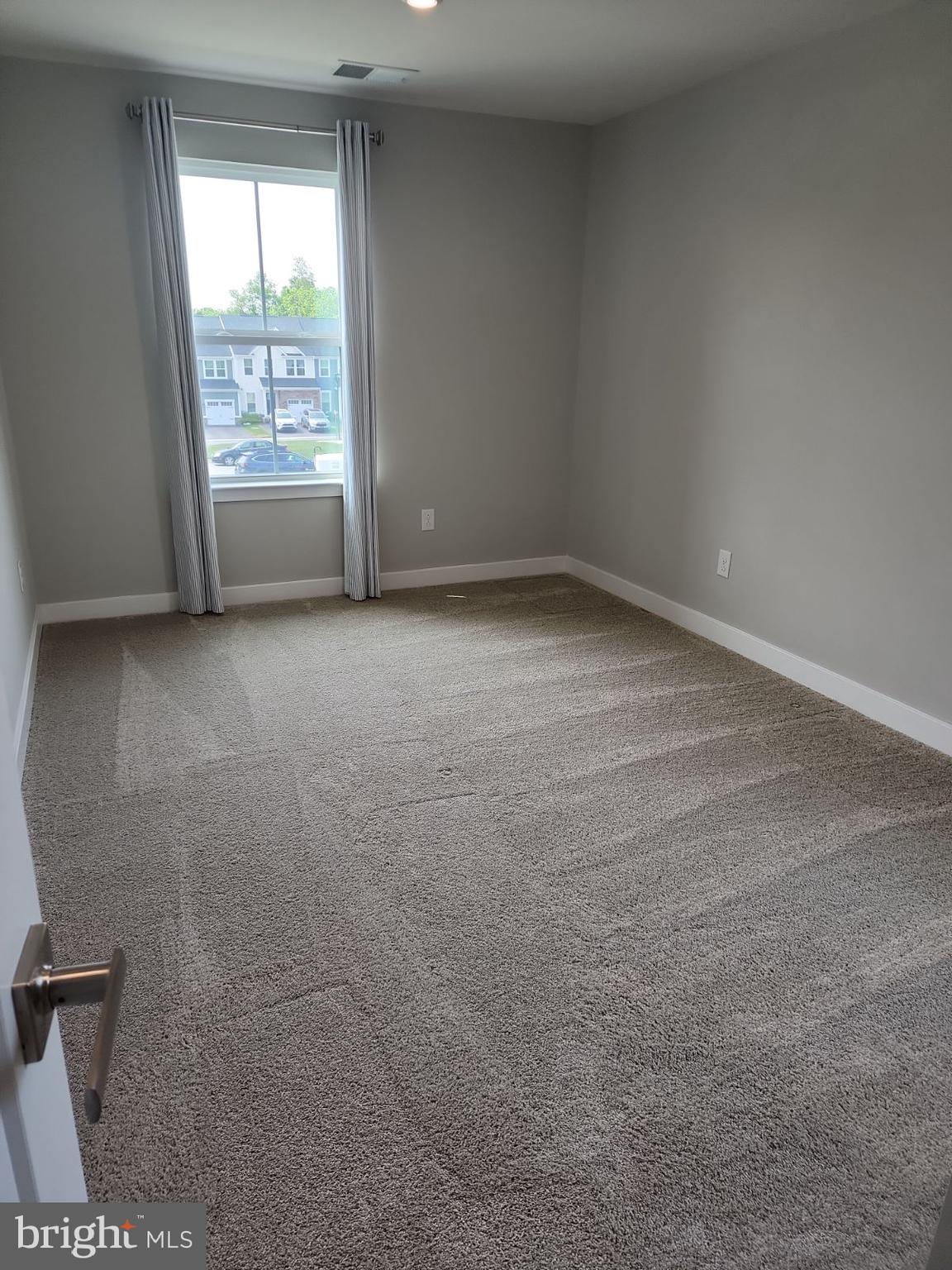 LONGWOOD PRESERVE - Residential Lease