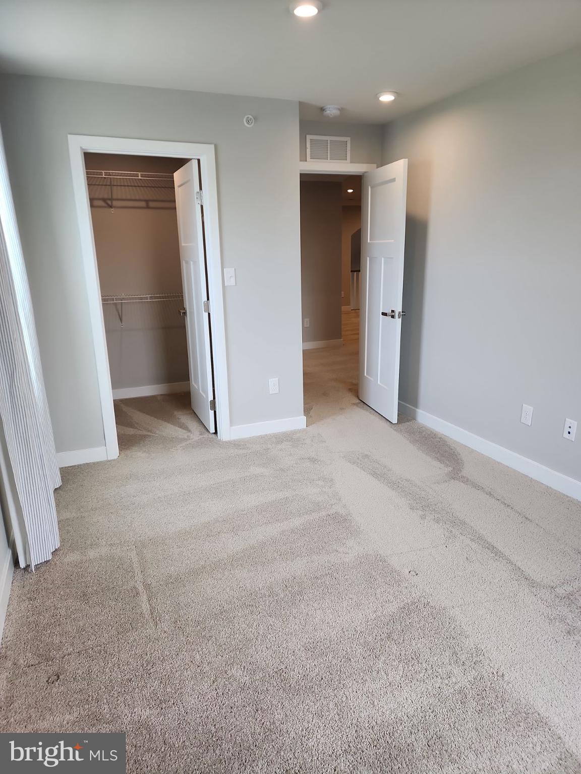 LONGWOOD PRESERVE - Residential Lease