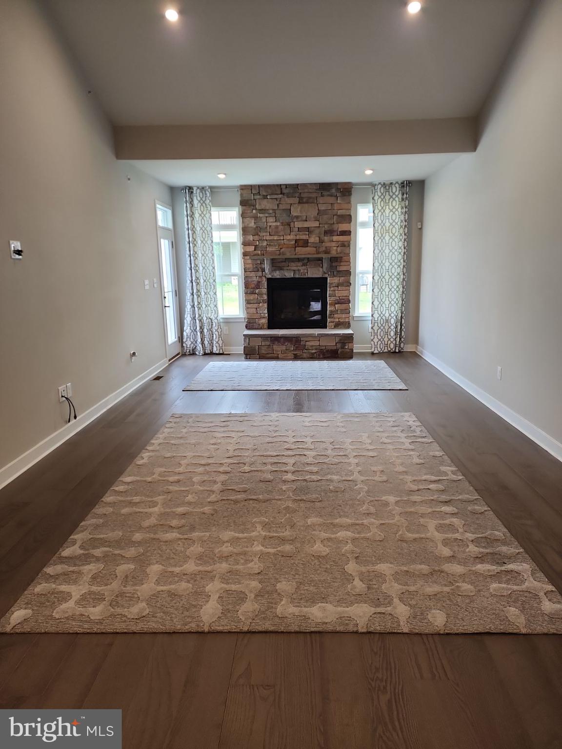 LONGWOOD PRESERVE - Residential Lease