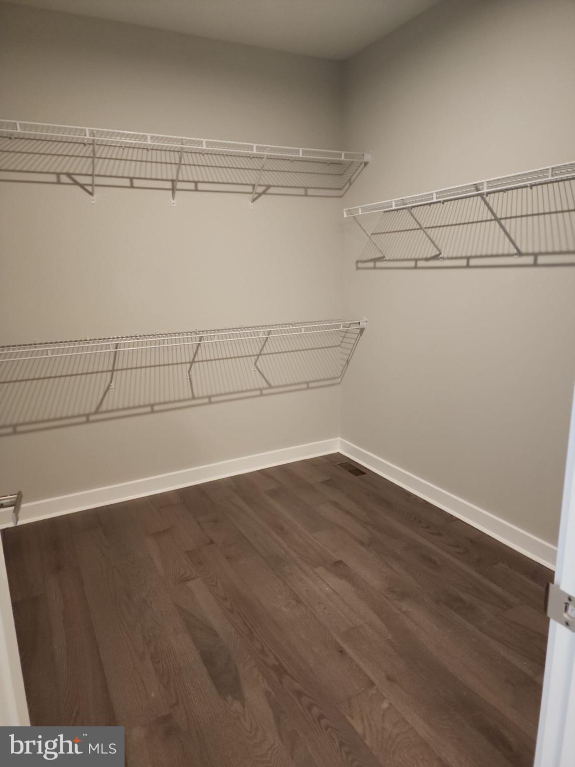 LONGWOOD PRESERVE - Residential Lease