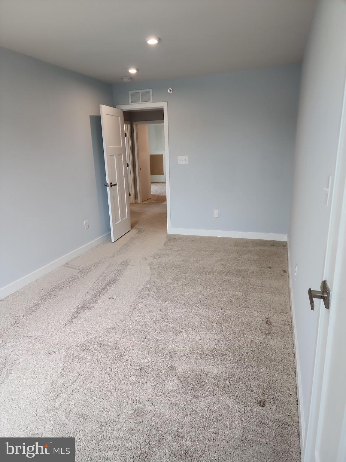 LONGWOOD PRESERVE - Residential Lease