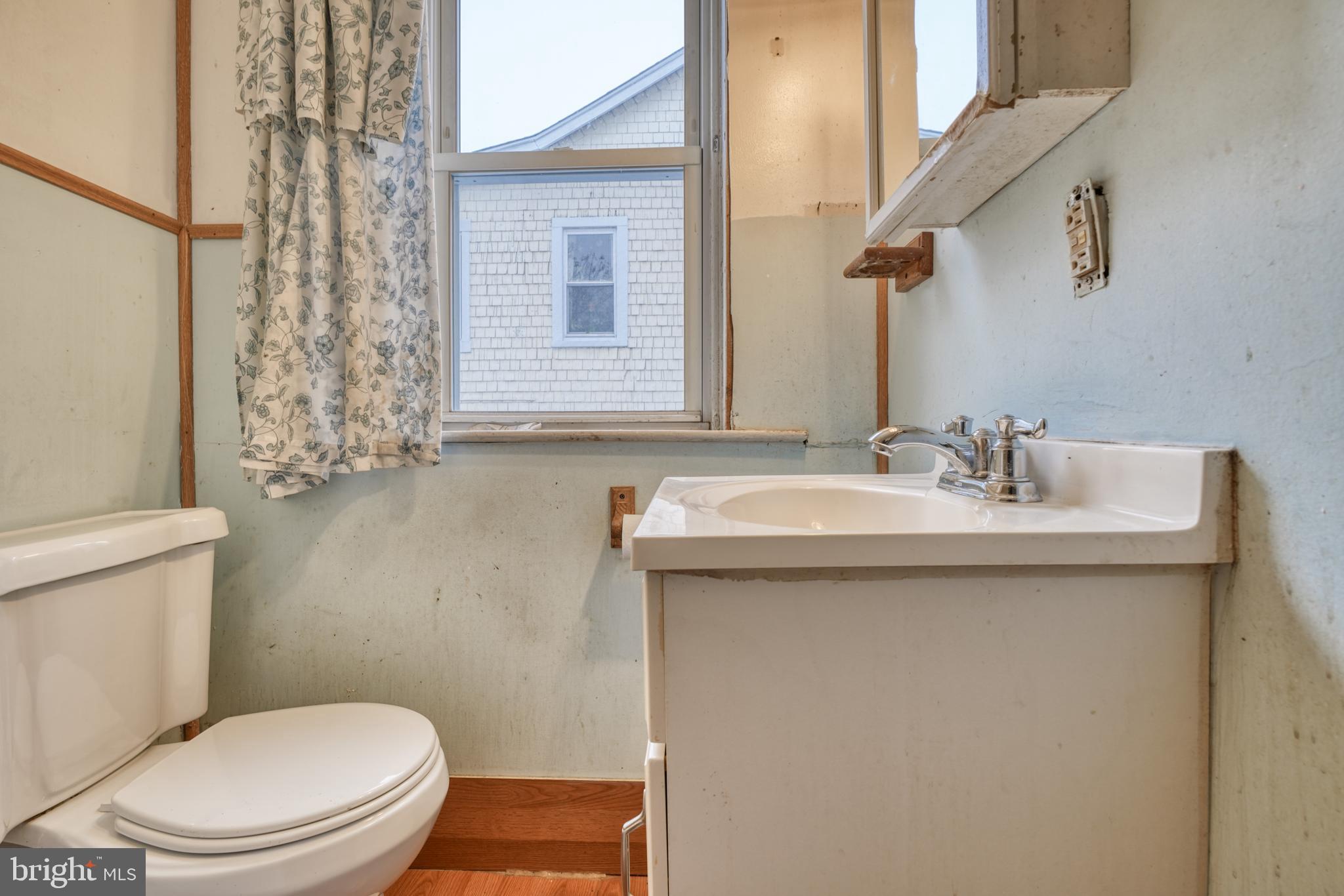 CHRISTOPHER - Residential