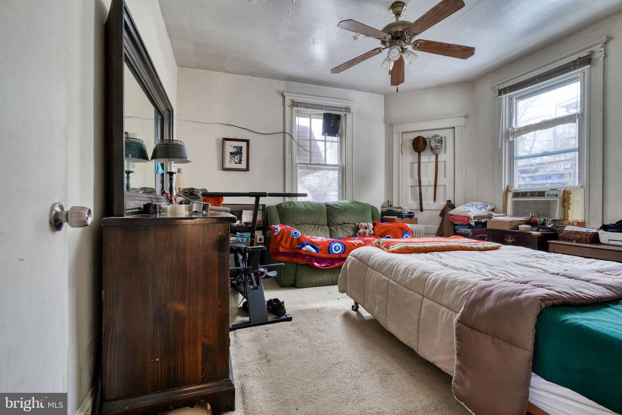 CHRISTOPHER - Residential