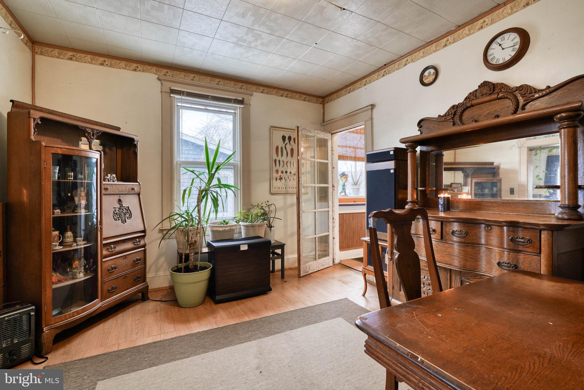 CHRISTOPHER - Residential