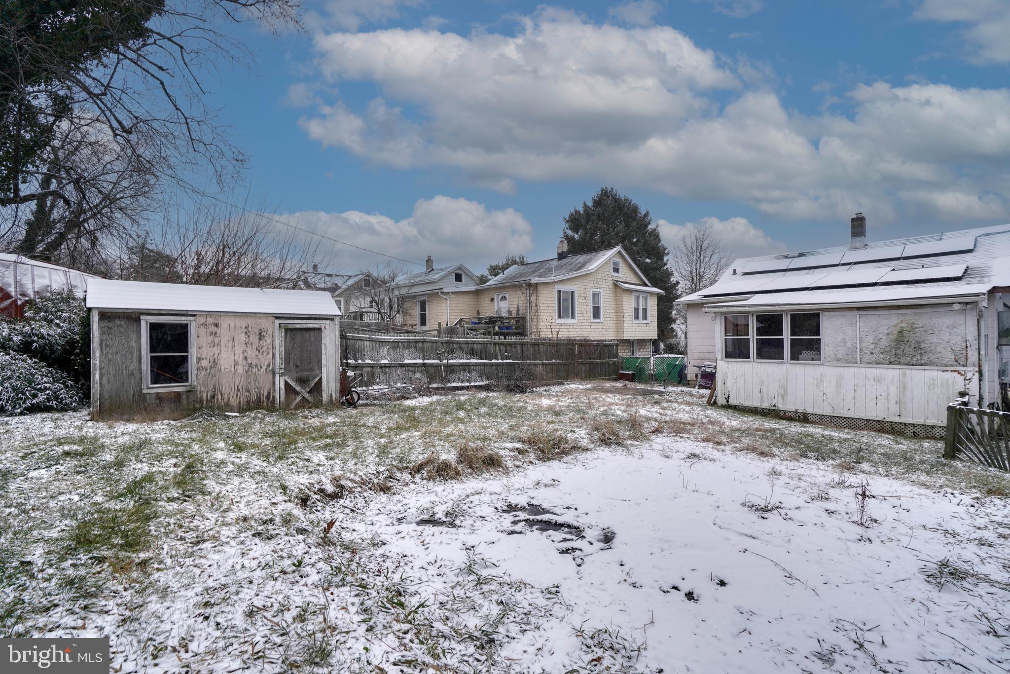 CHRISTOPHER - Residential