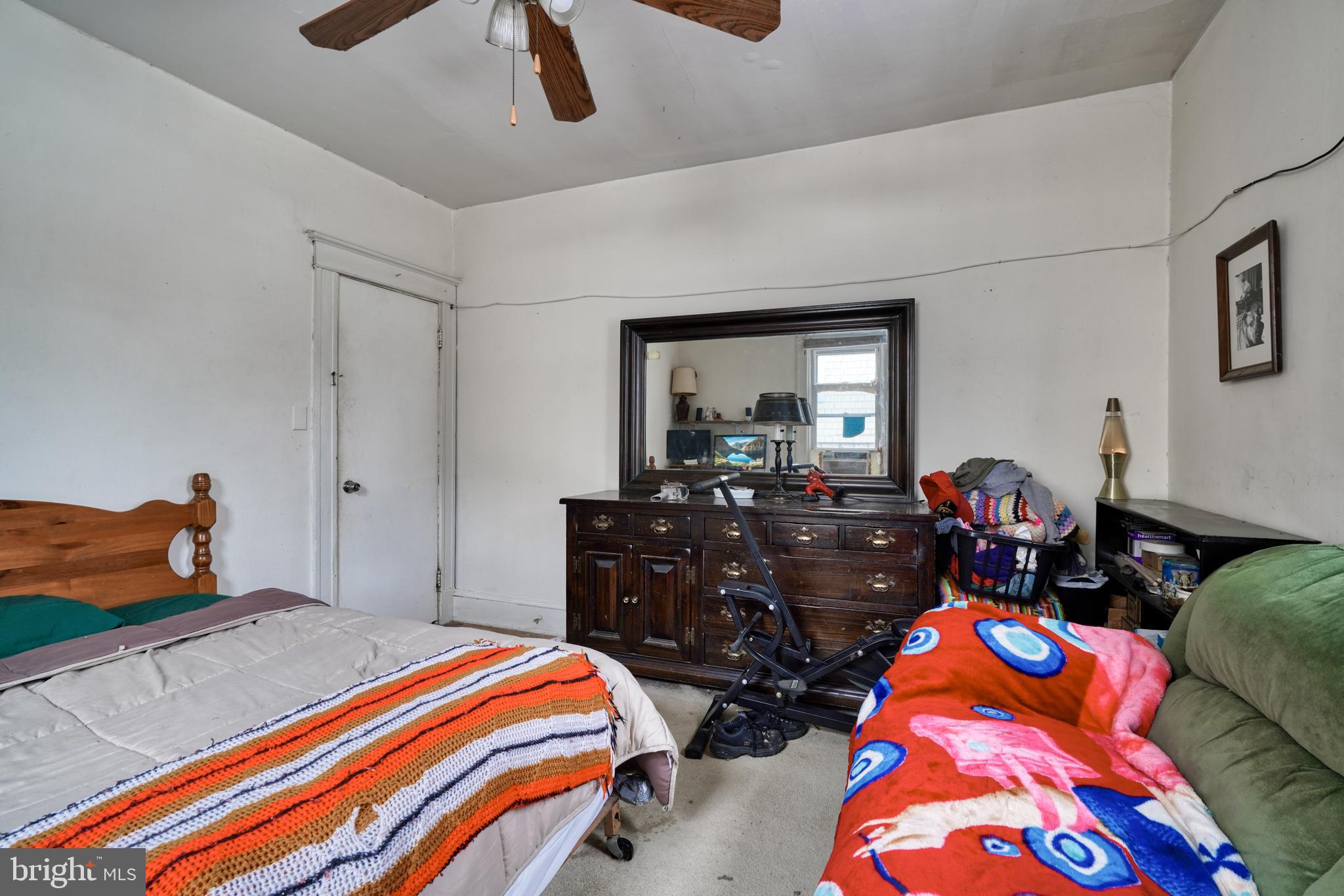 CHRISTOPHER - Residential