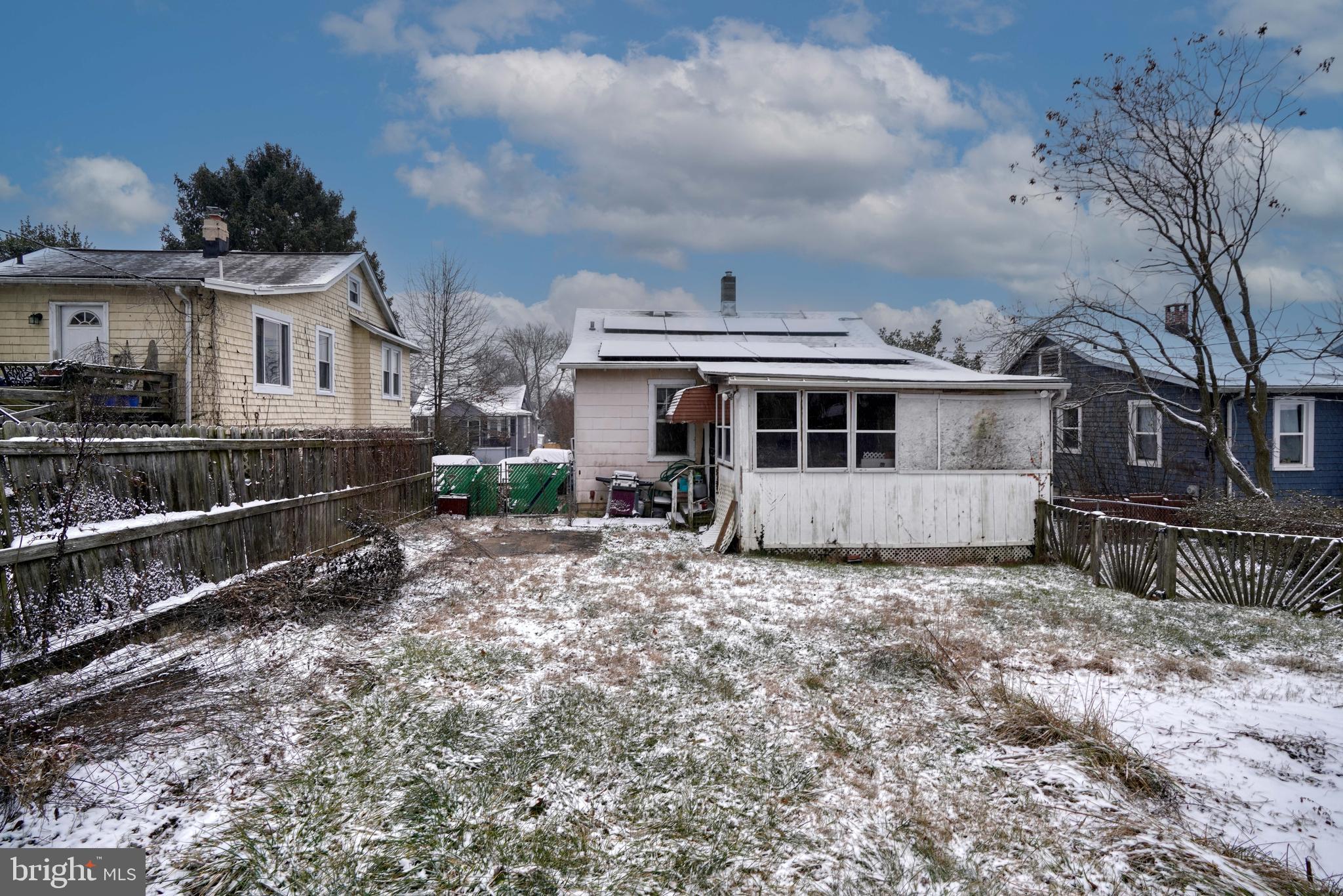 CHRISTOPHER - Residential