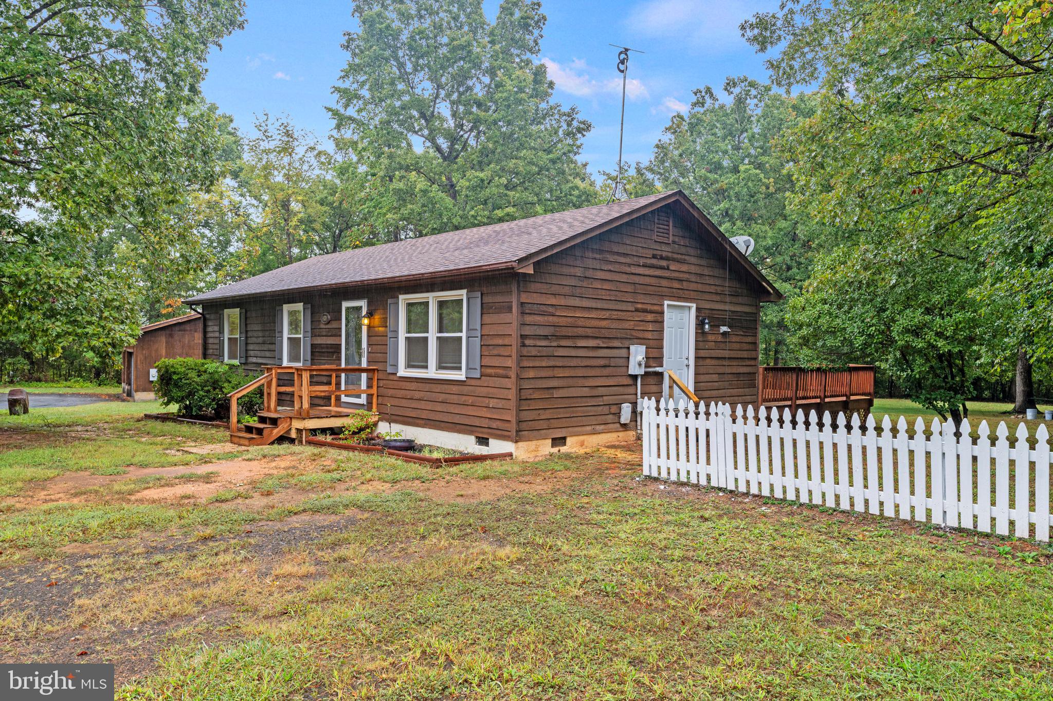 WIVENHOE PARK - Residential Lease