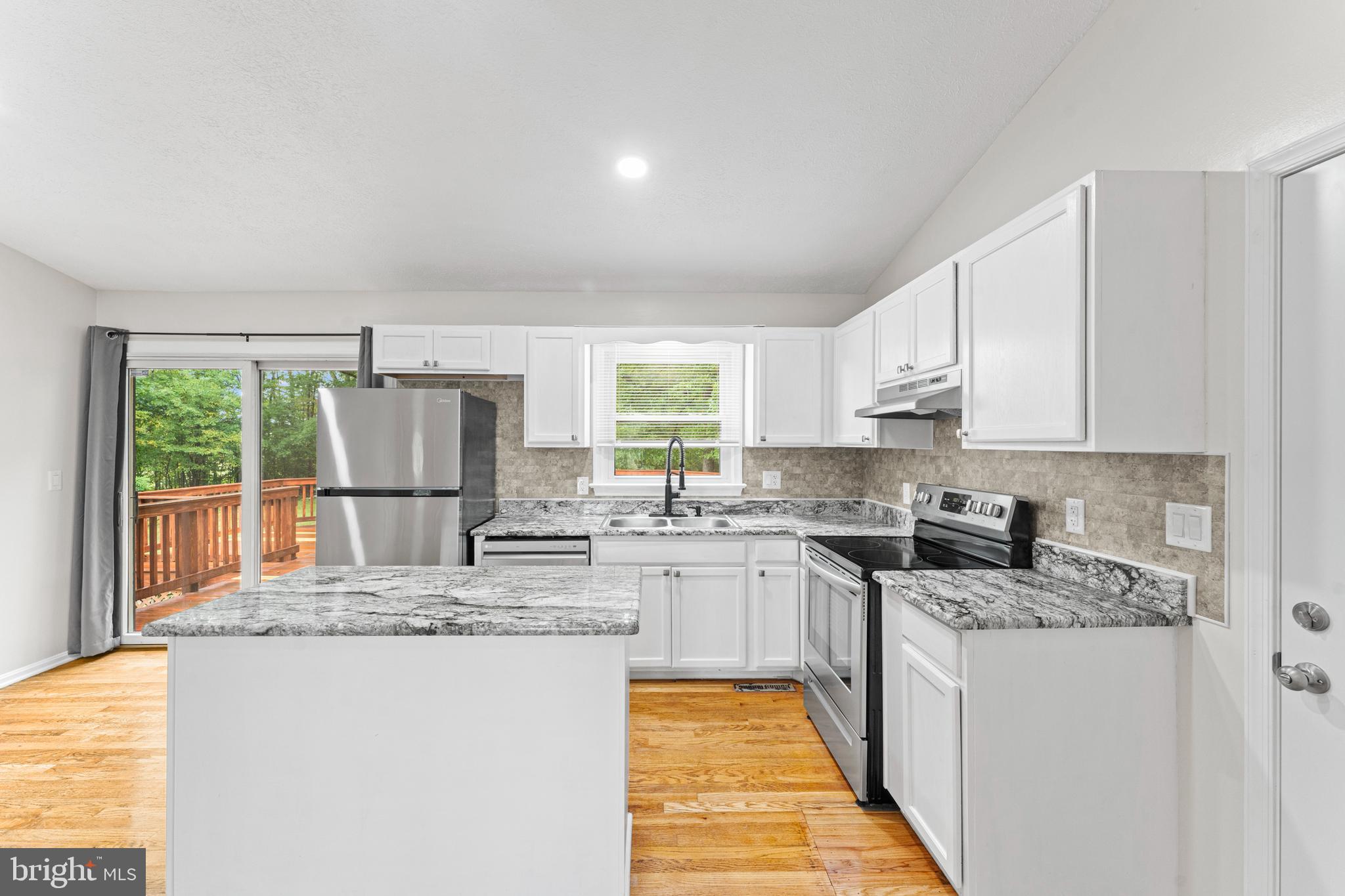 WIVENHOE PARK - Residential Lease