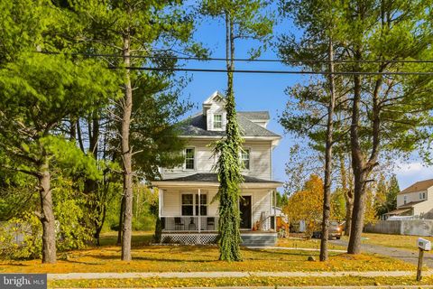 Photo of 875 Winslow Road, WILLIAMSTOWN, NJ 08094 (MLS # NJGL2066364)