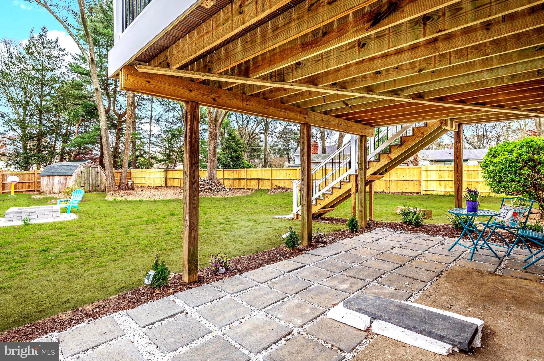 WEST MAGOTHY MANOR - Residential