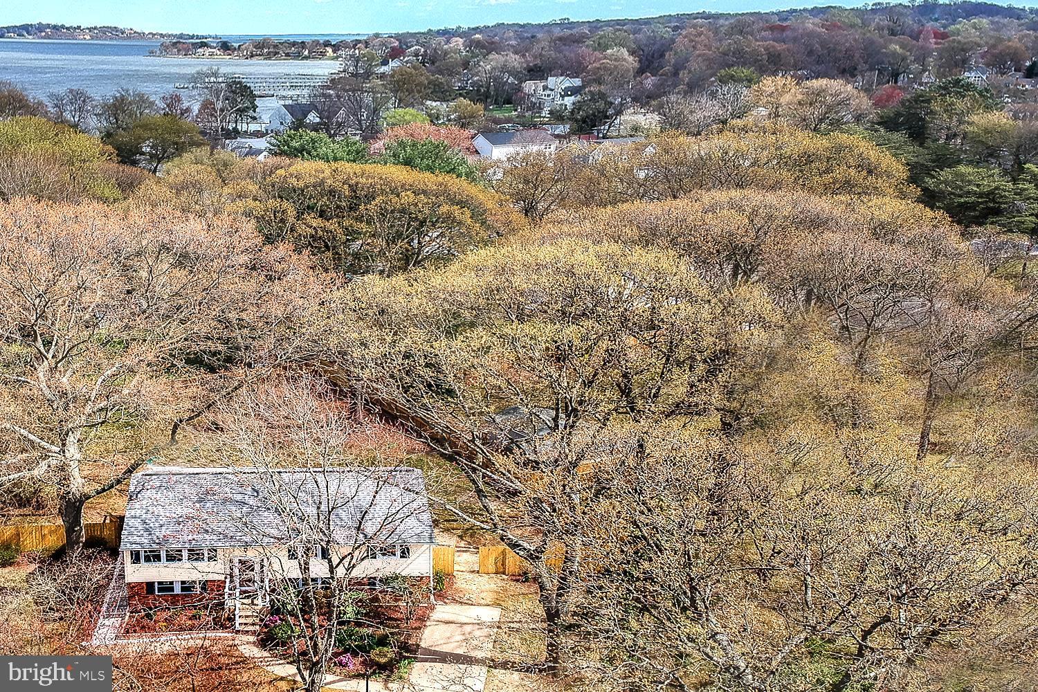 WEST MAGOTHY MANOR - Residential