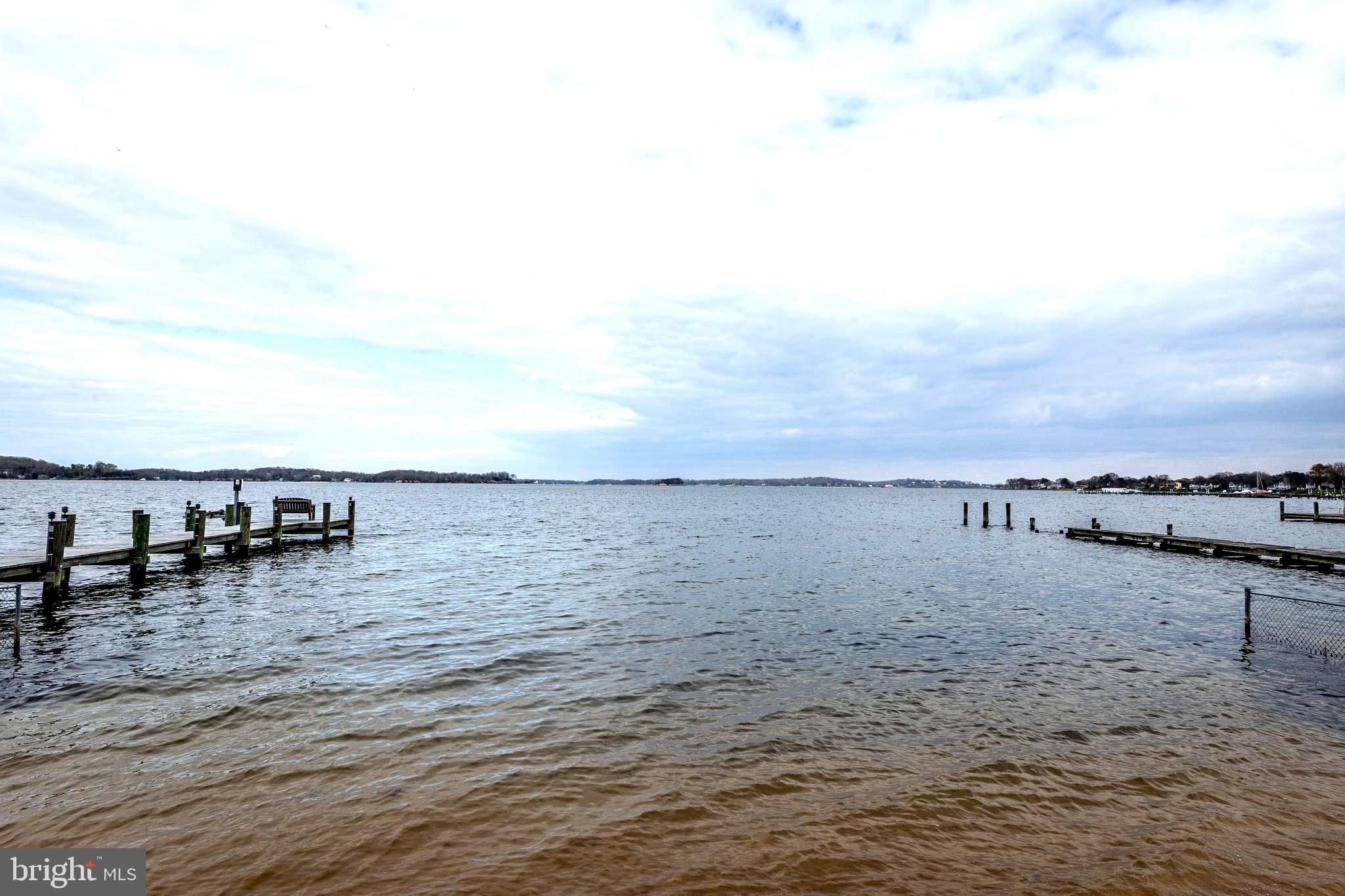 WEST MAGOTHY MANOR - Residential