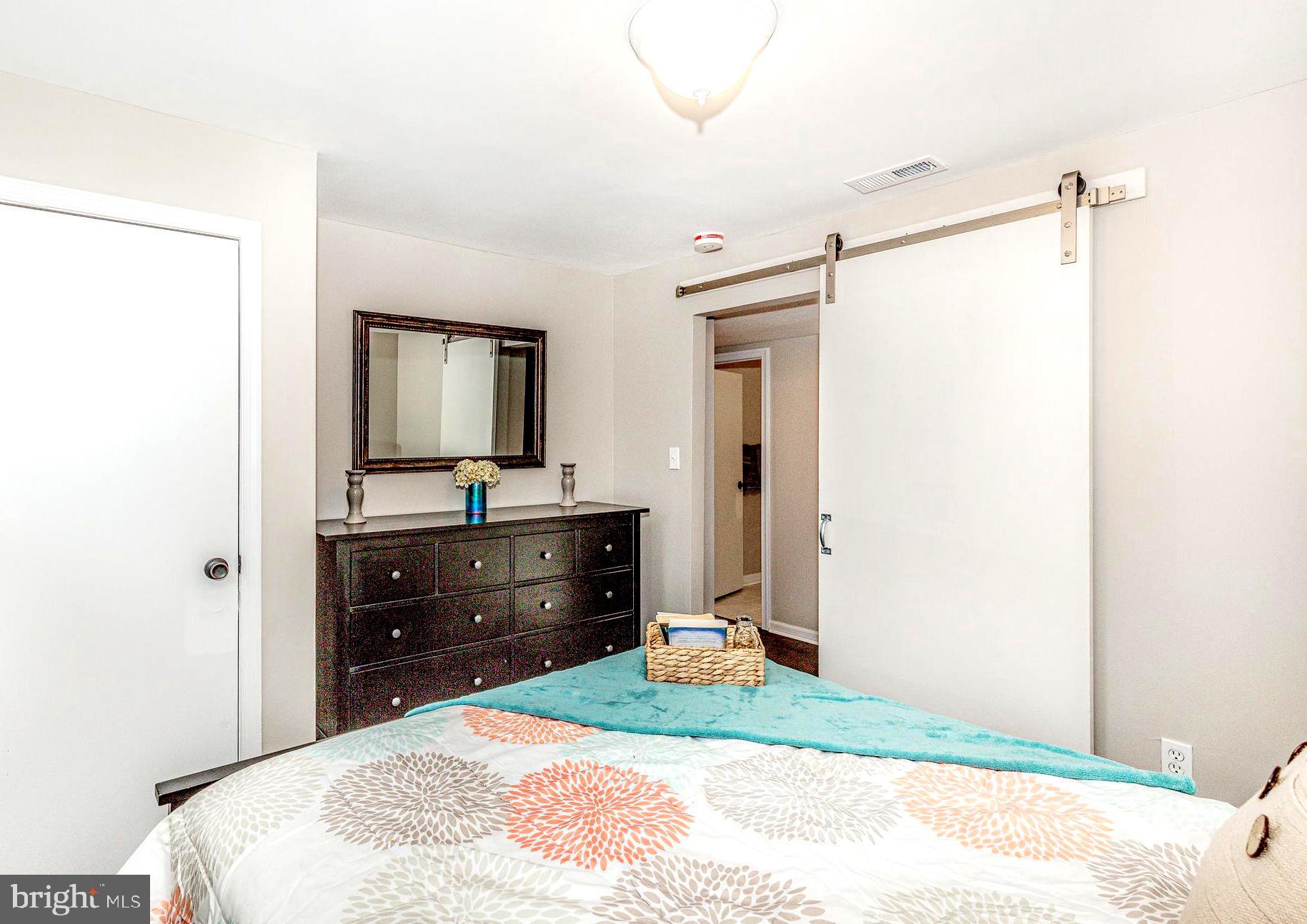 WEST MAGOTHY MANOR - Residential