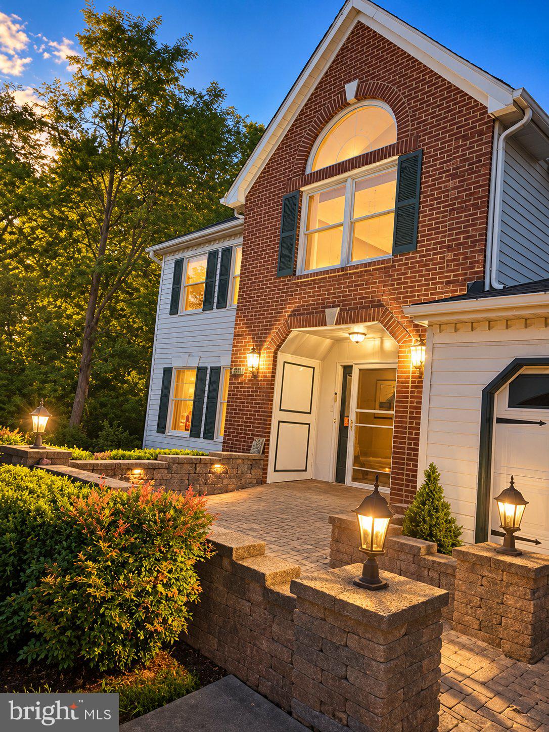211 MALLARD COURT