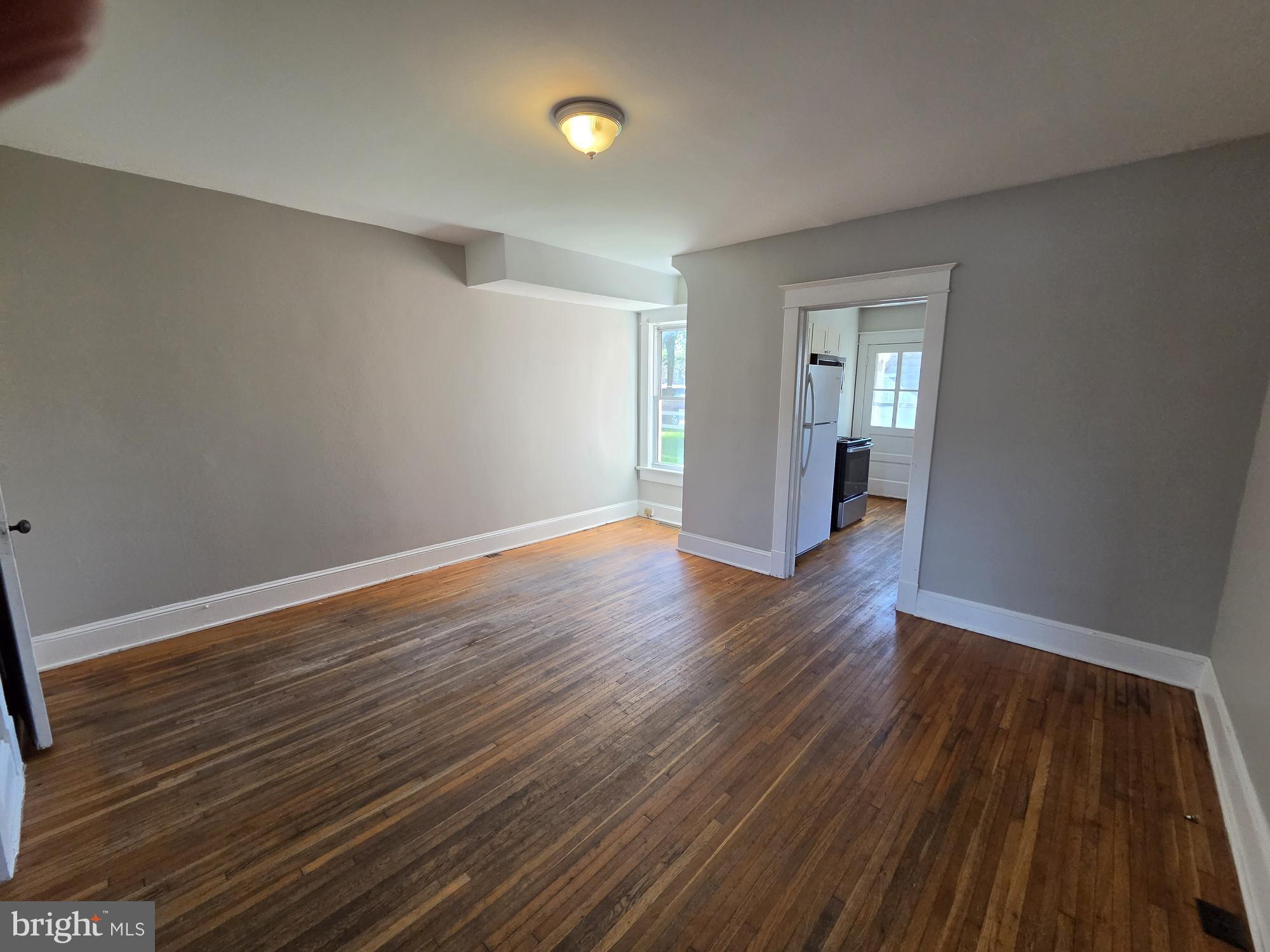 331 N PLEASANT VALLEY ROAD