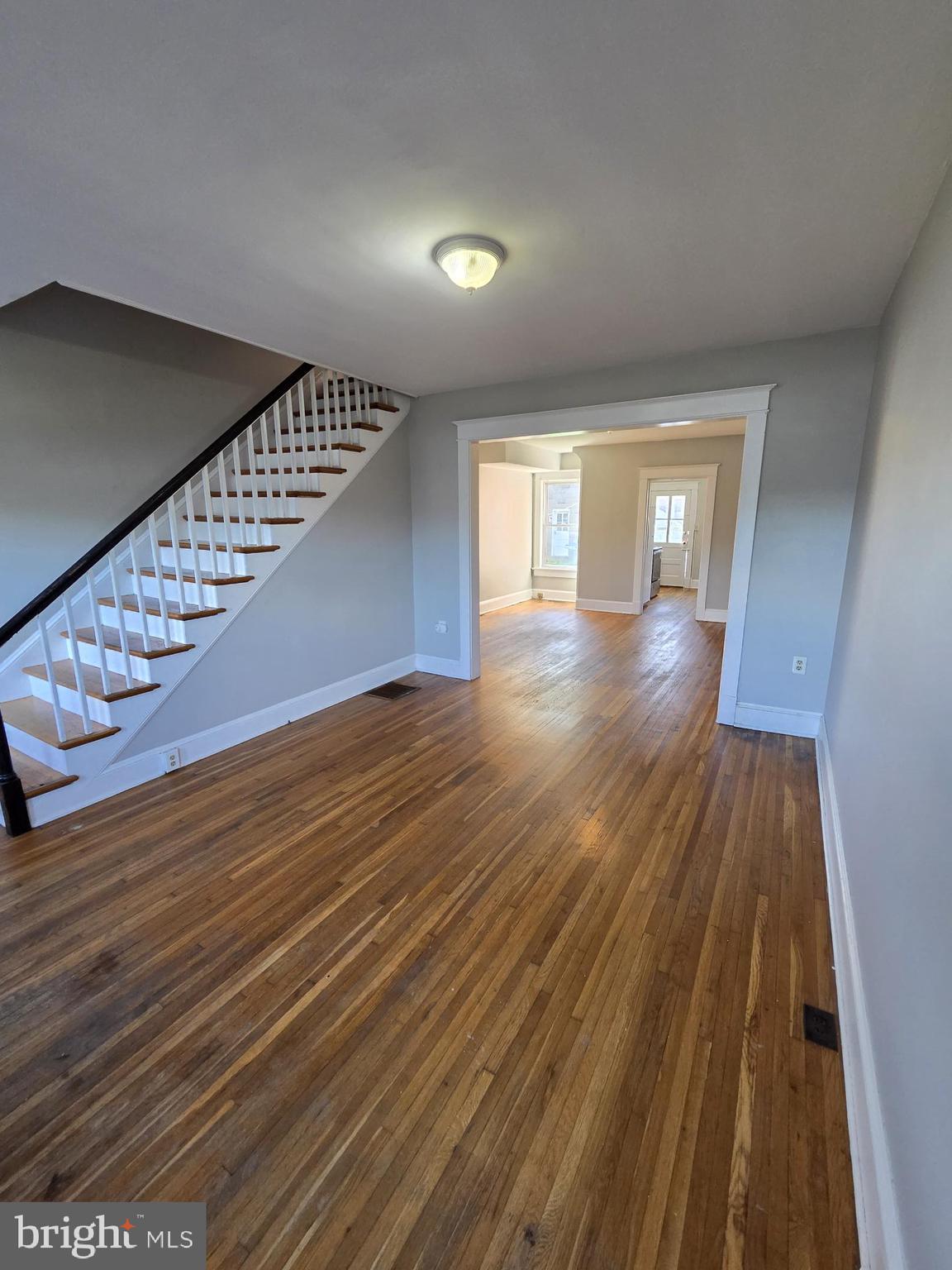 331 N PLEASANT VALLEY ROAD