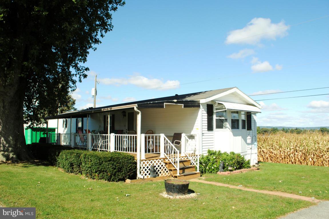 LOG CABIN COURT - Residential