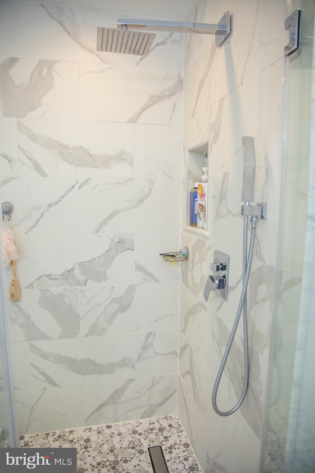 SUNNY RIDGE ESTATES - Residential