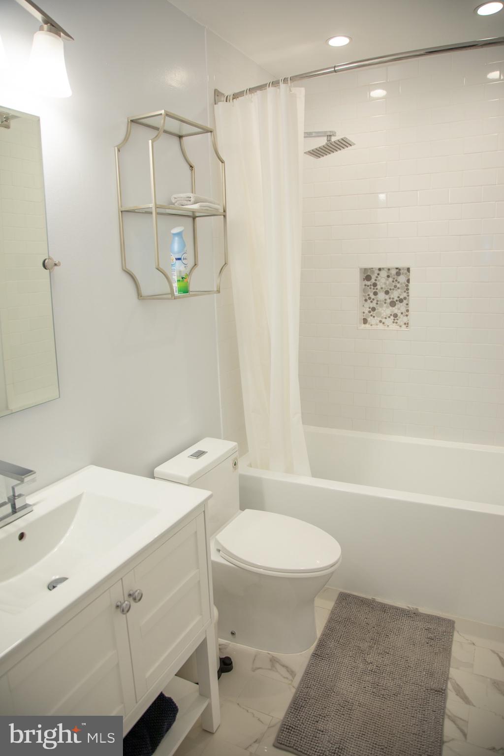 SUNNY RIDGE ESTATES - Residential