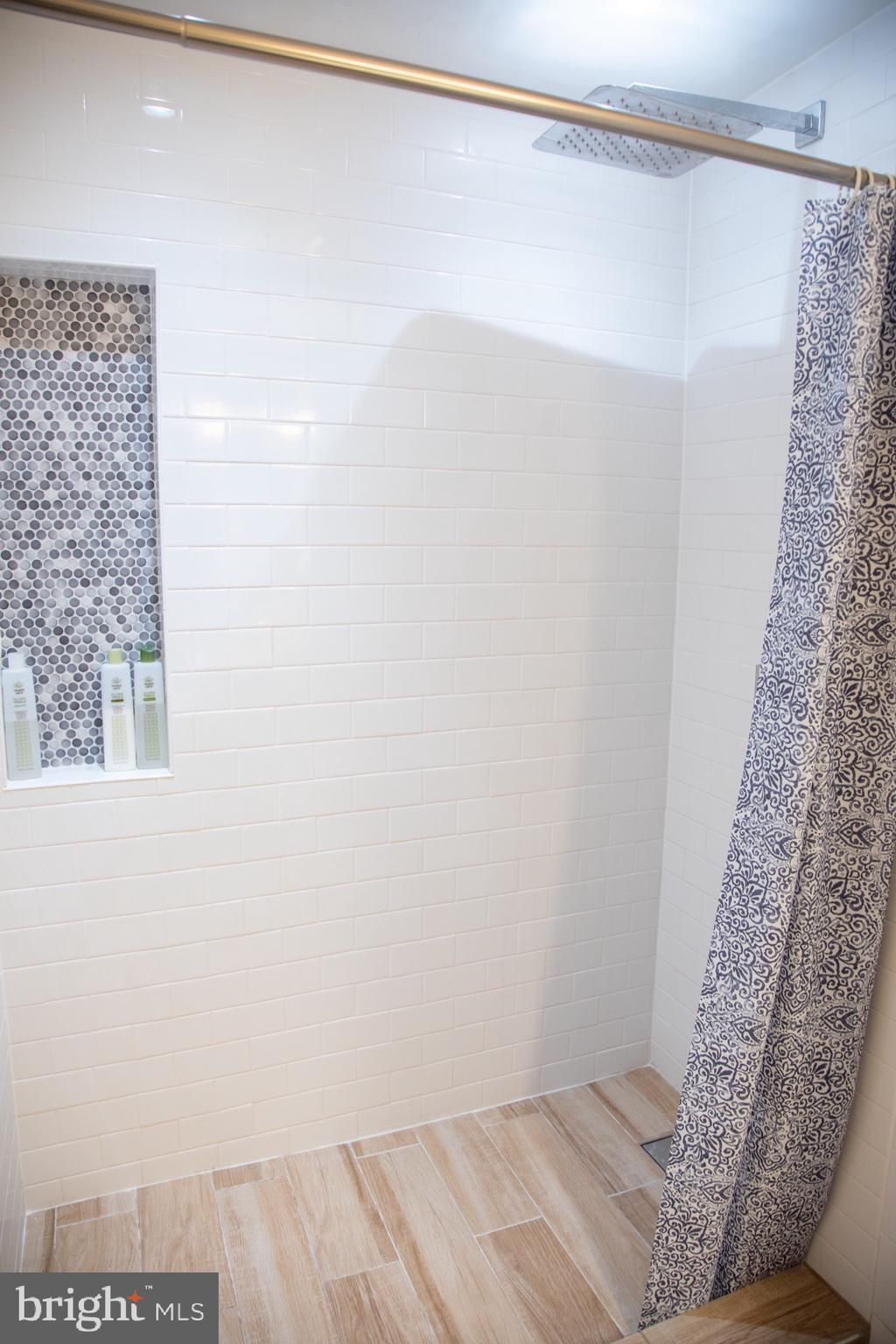 SUNNY RIDGE ESTATES - Residential