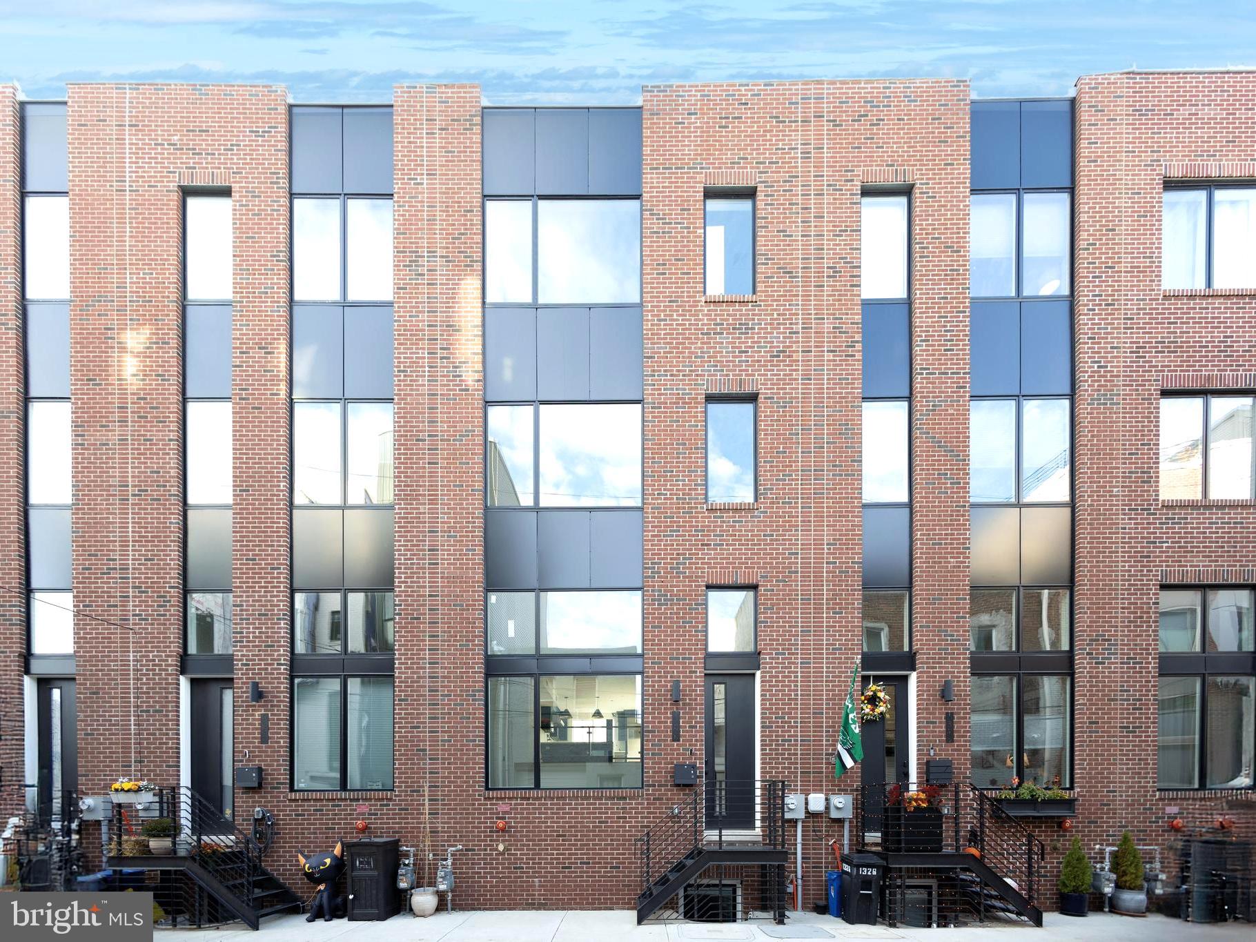 POINT BREEZE - Residential