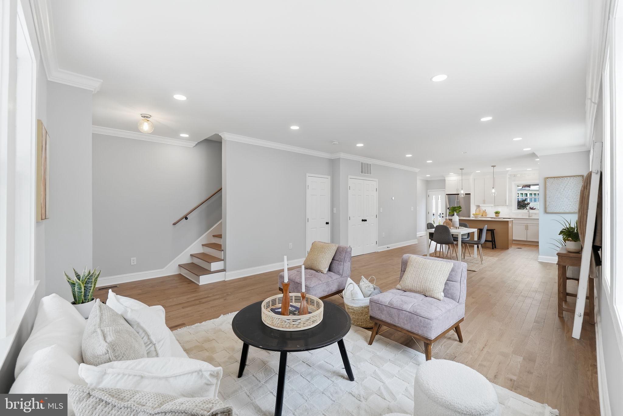 409 FARRAGUT STREET NW