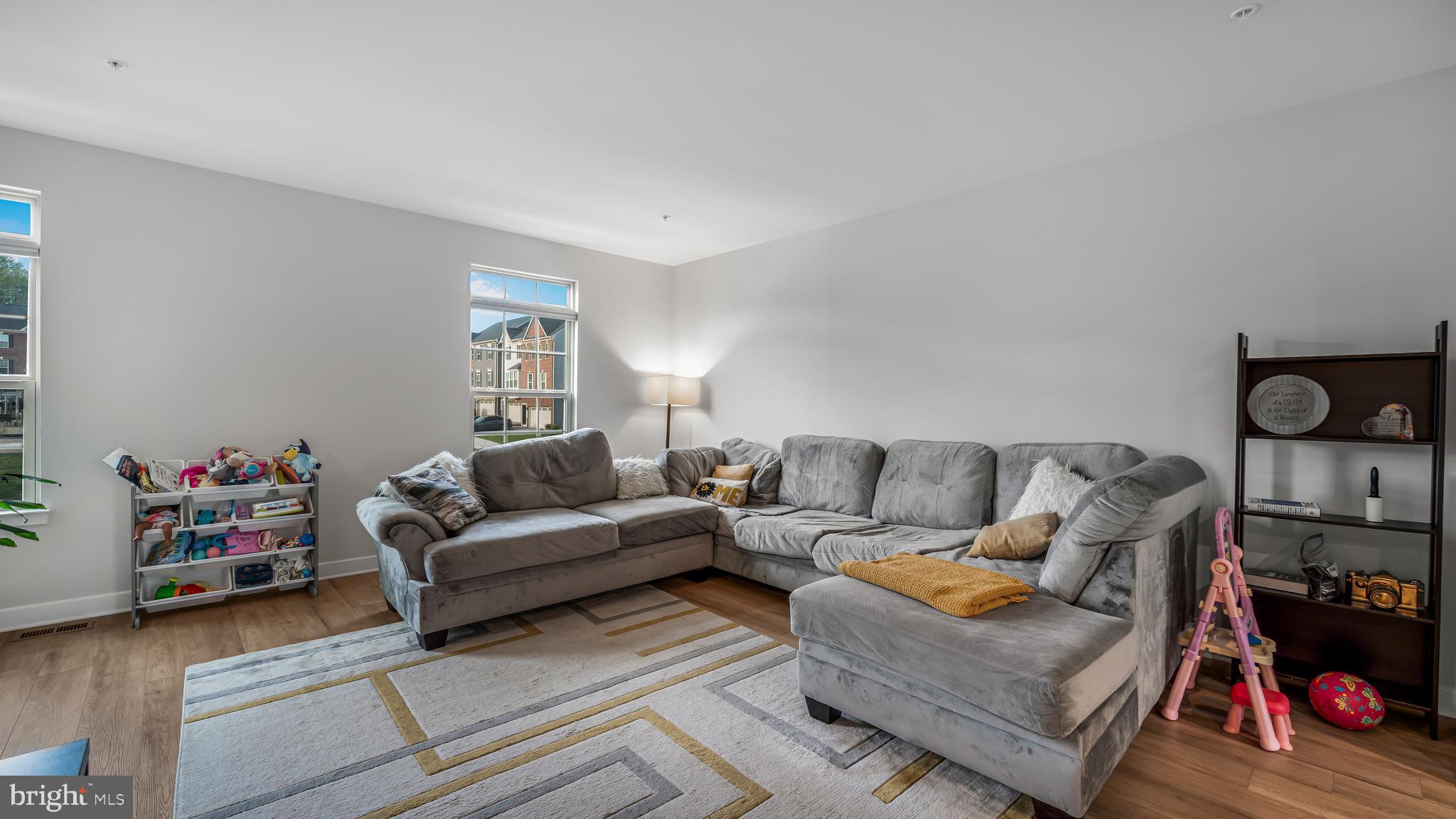 4409 SHIRLEY ROSE COURT