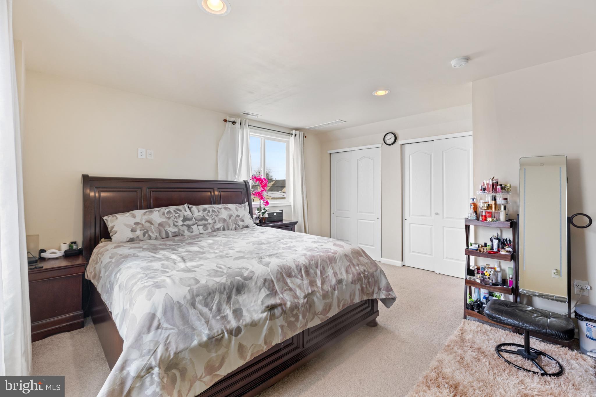 MILL CREEK FALLS - Residential