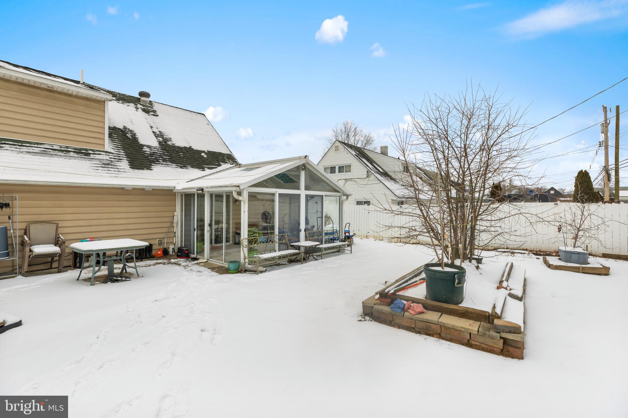 MILL CREEK FALLS - Residential