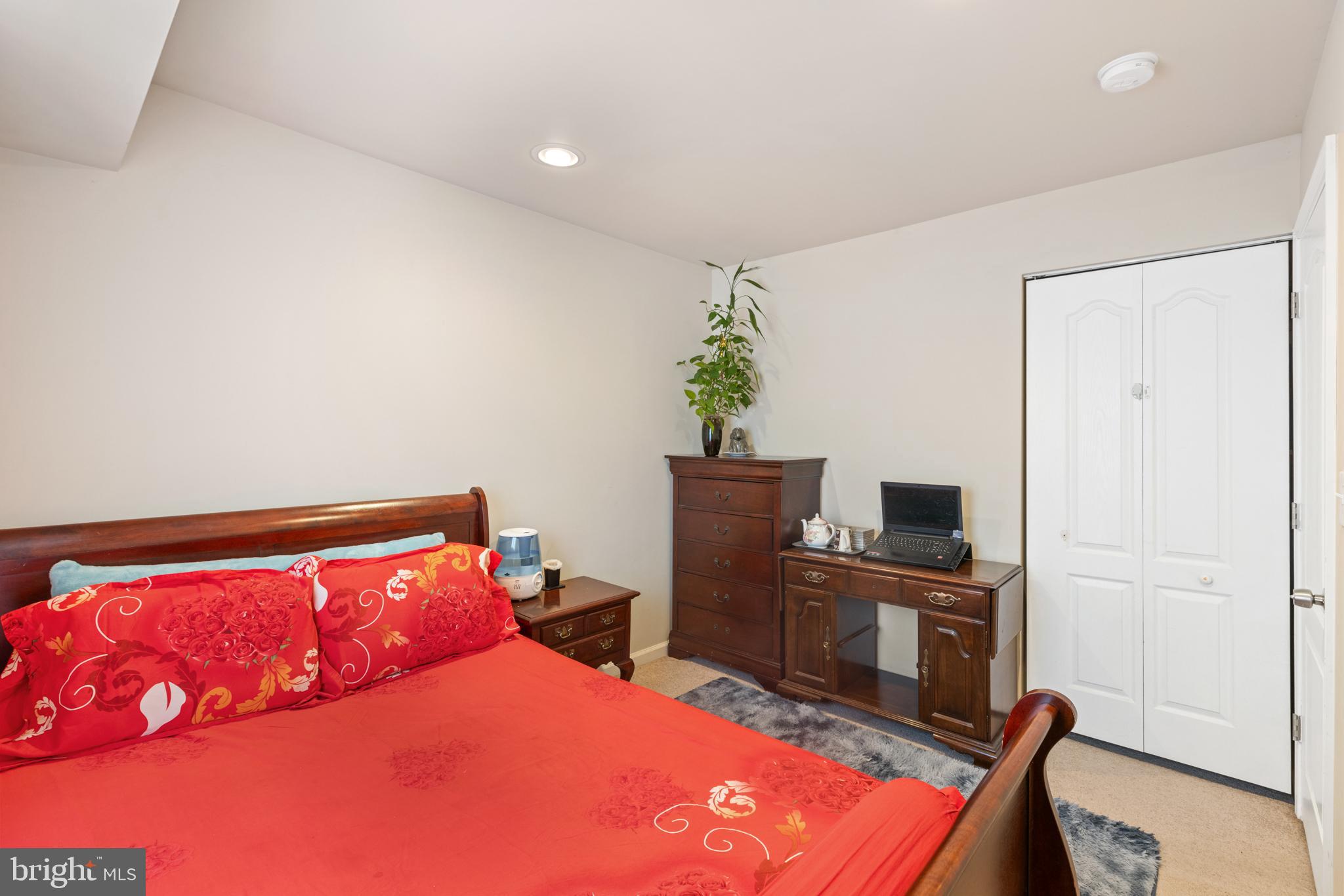 MILL CREEK FALLS - Residential