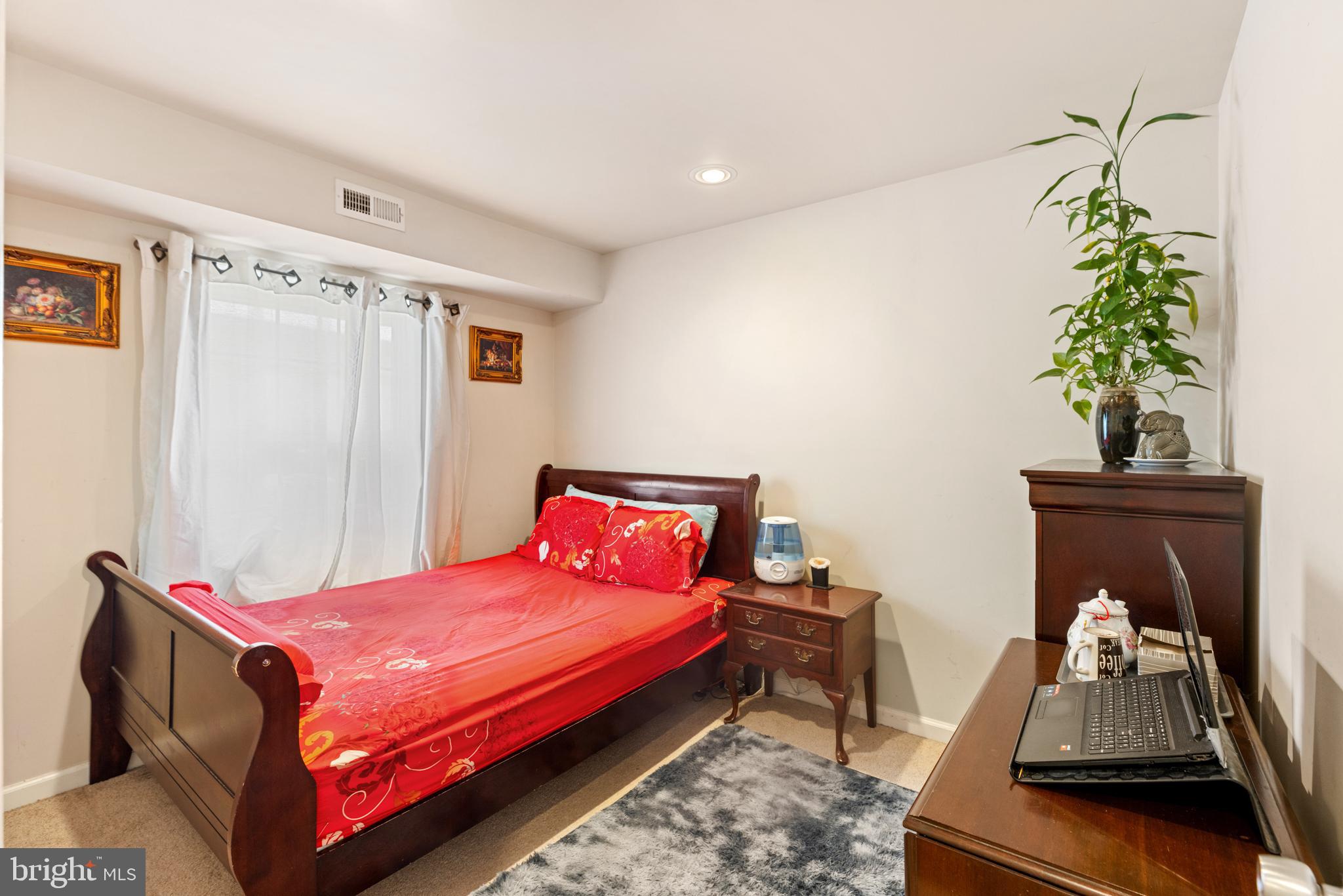 MILL CREEK FALLS - Residential