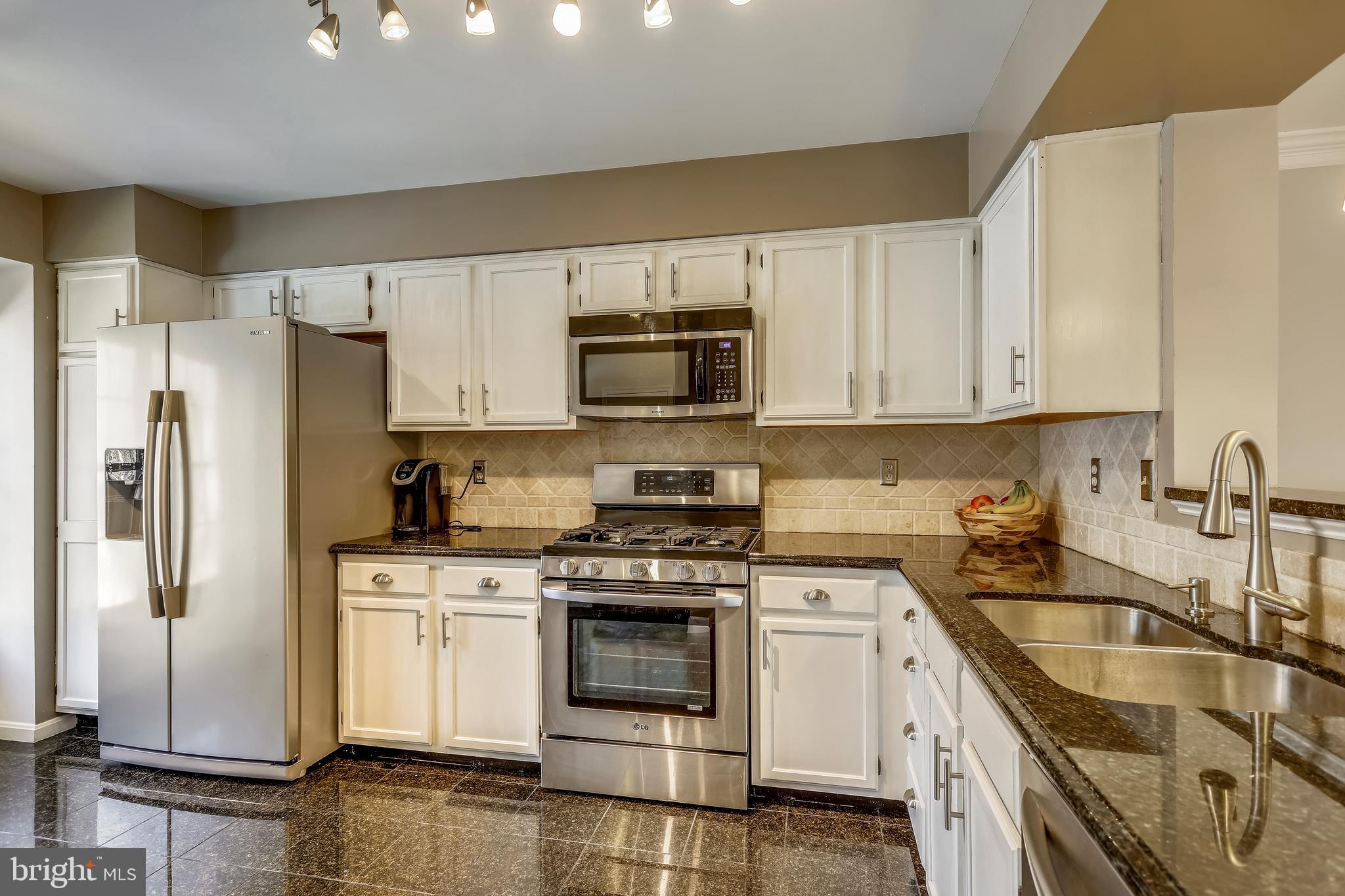 GATEWAY COMMONS - Residential