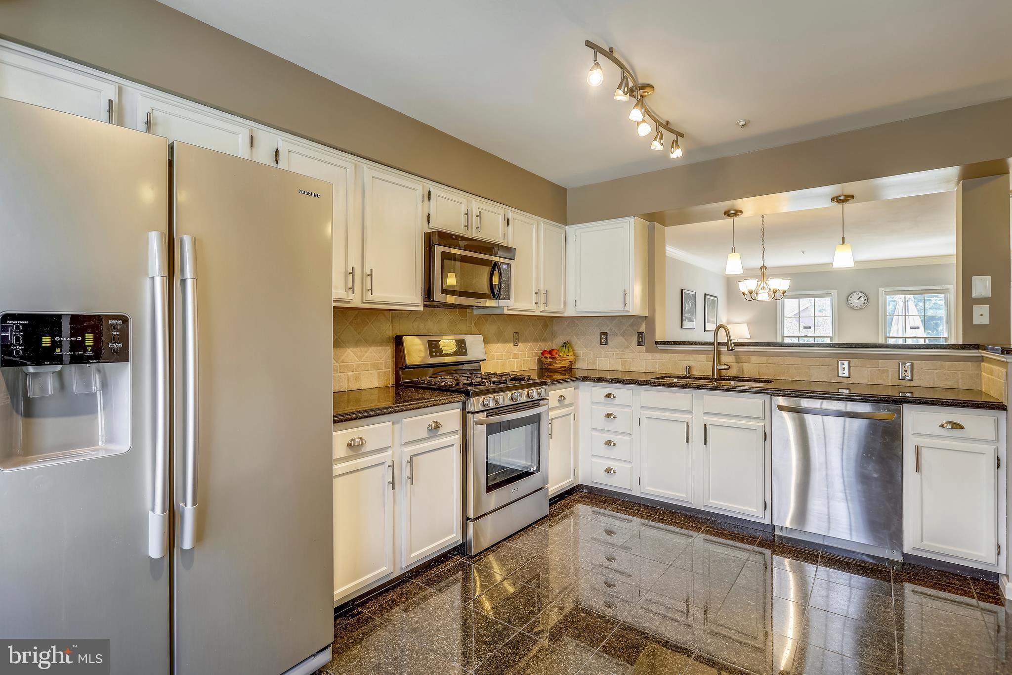 GATEWAY COMMONS - Residential