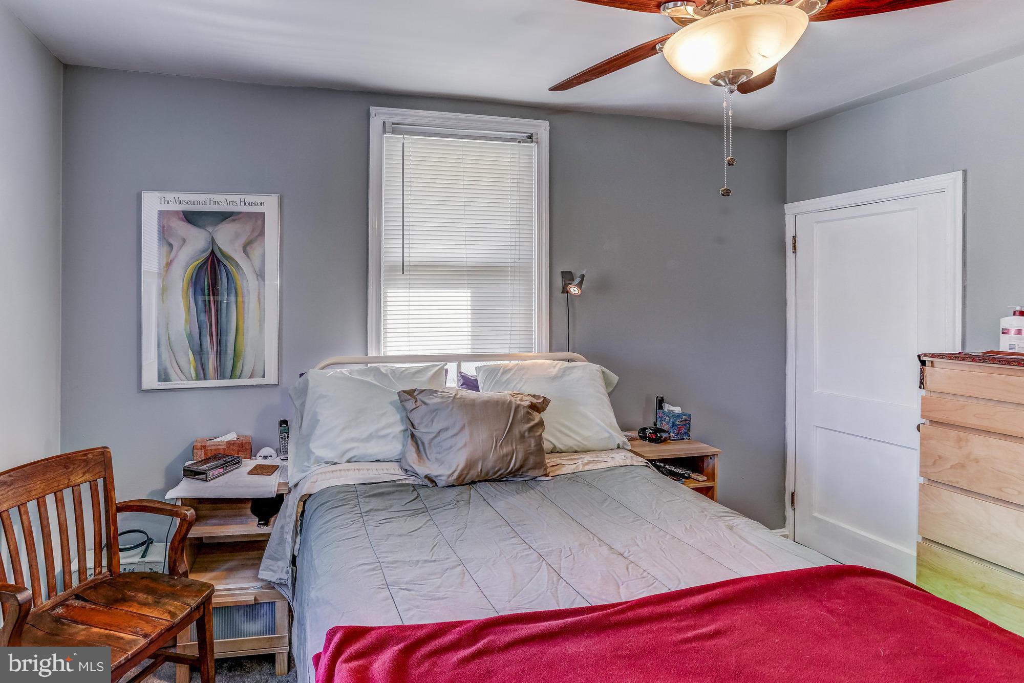 WOODLAND BEACH - Residential Lease