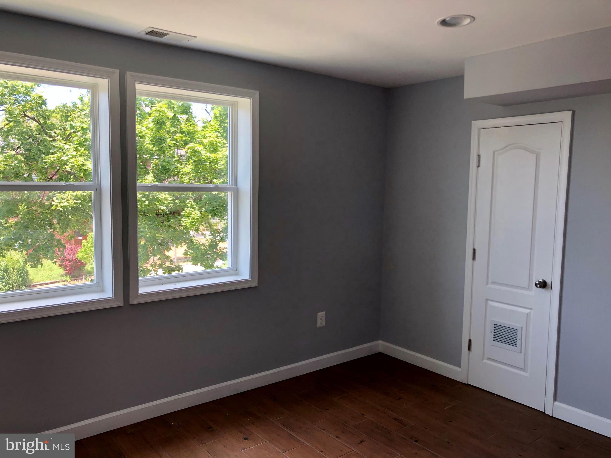 849 19TH STREET NE B