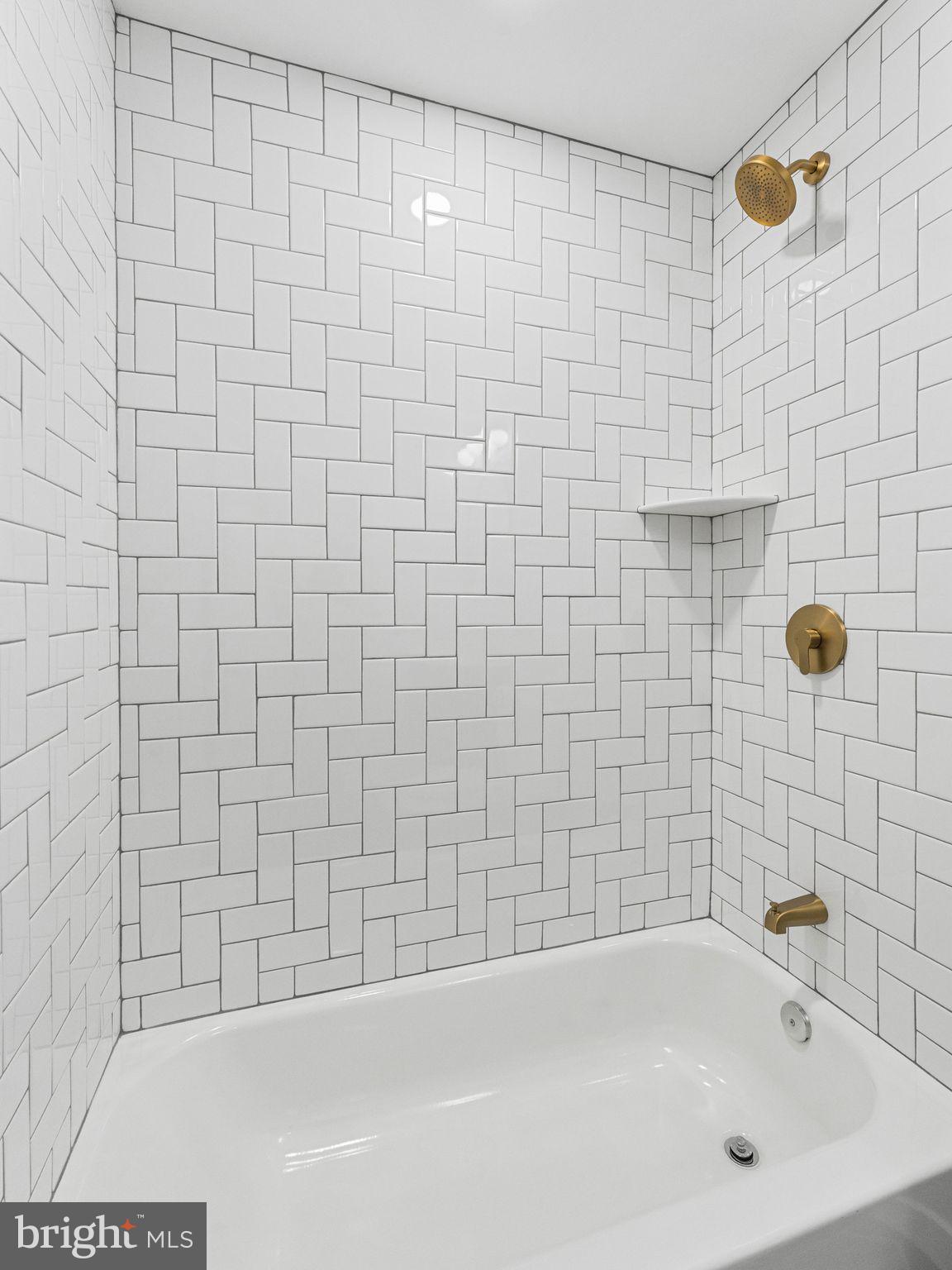 COBBS CREEK - Residential