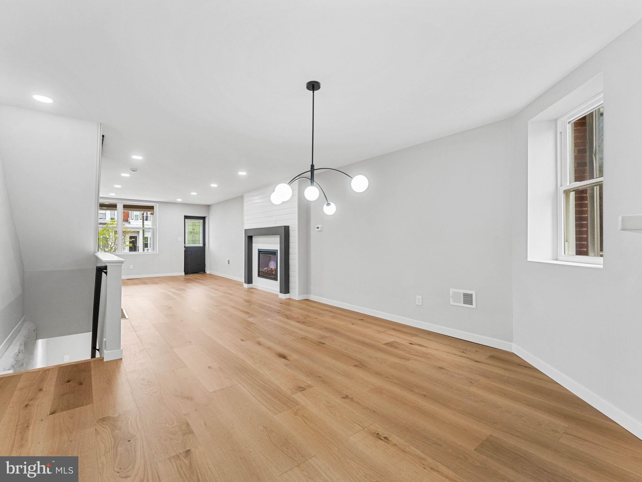 COBBS CREEK - Residential