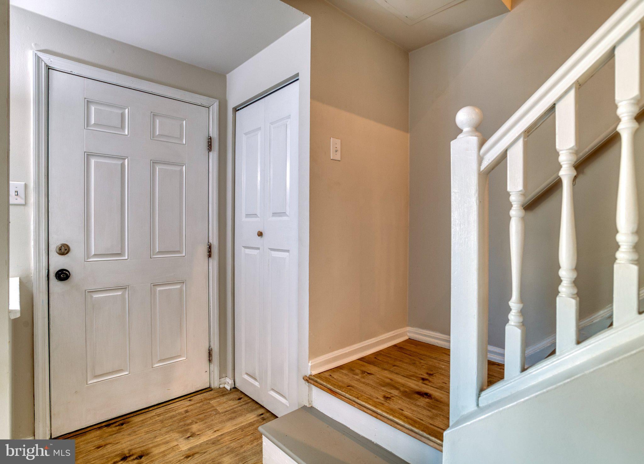 662 HIGHVIEW COURT