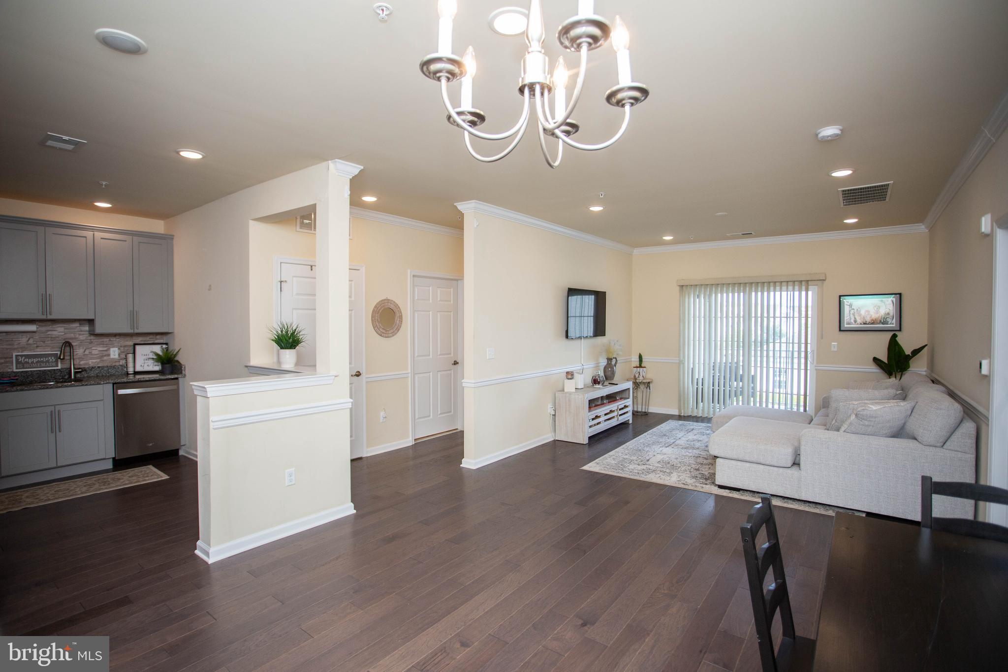5323 PALOMINO COURT