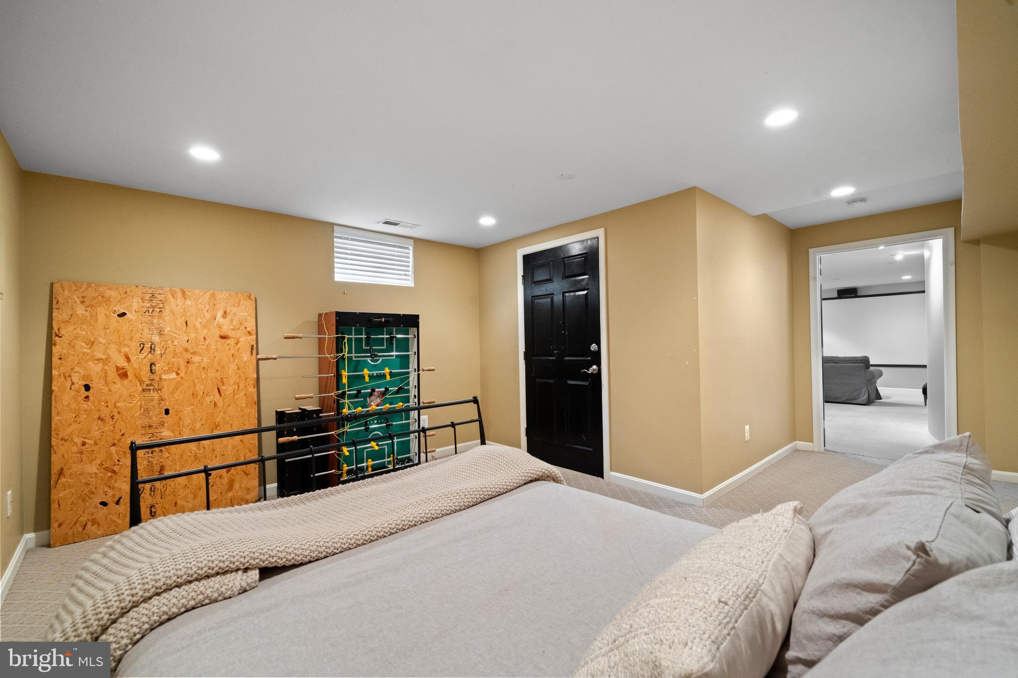 POTOMAC CROSSING - Residential