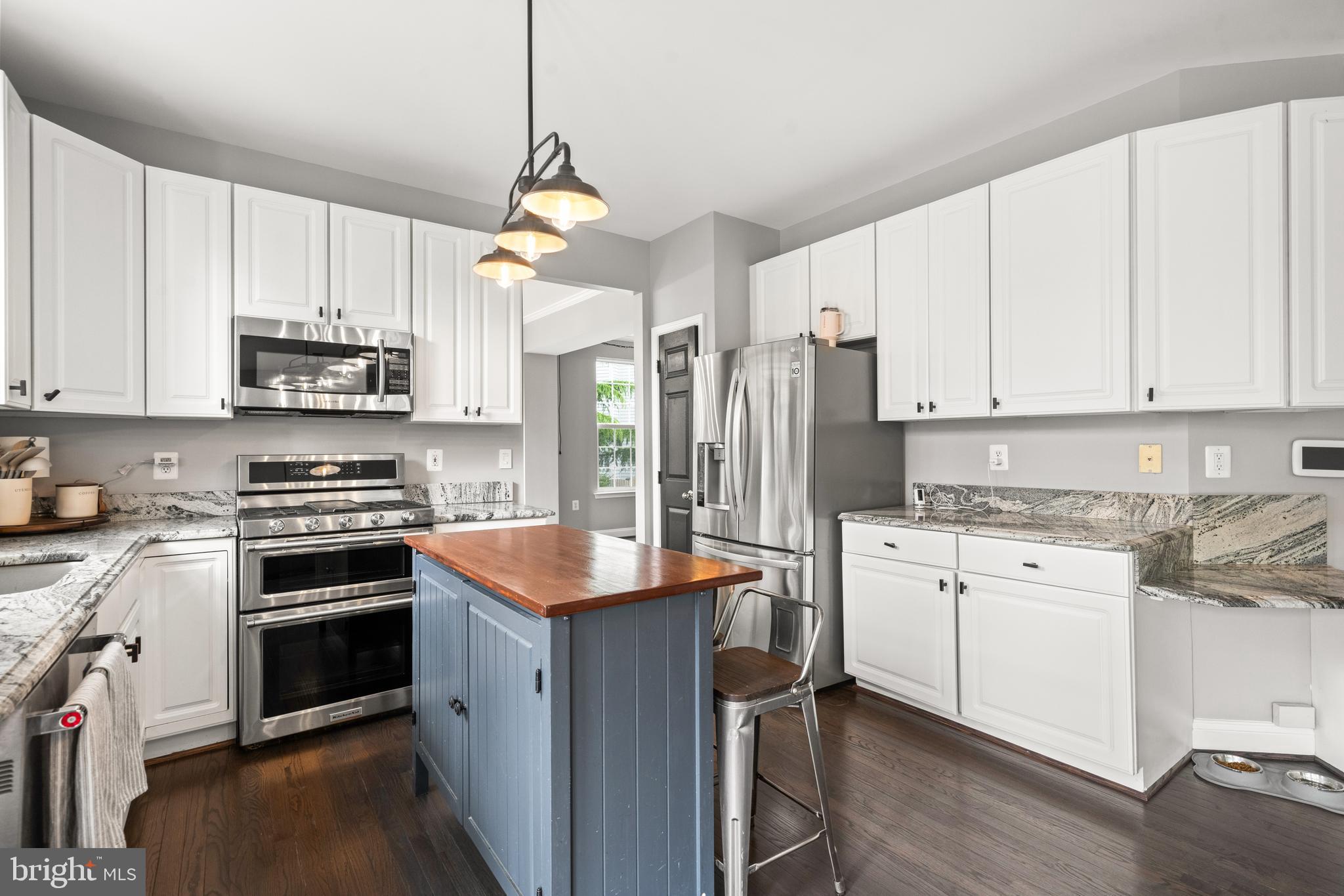 POTOMAC CROSSING - Residential