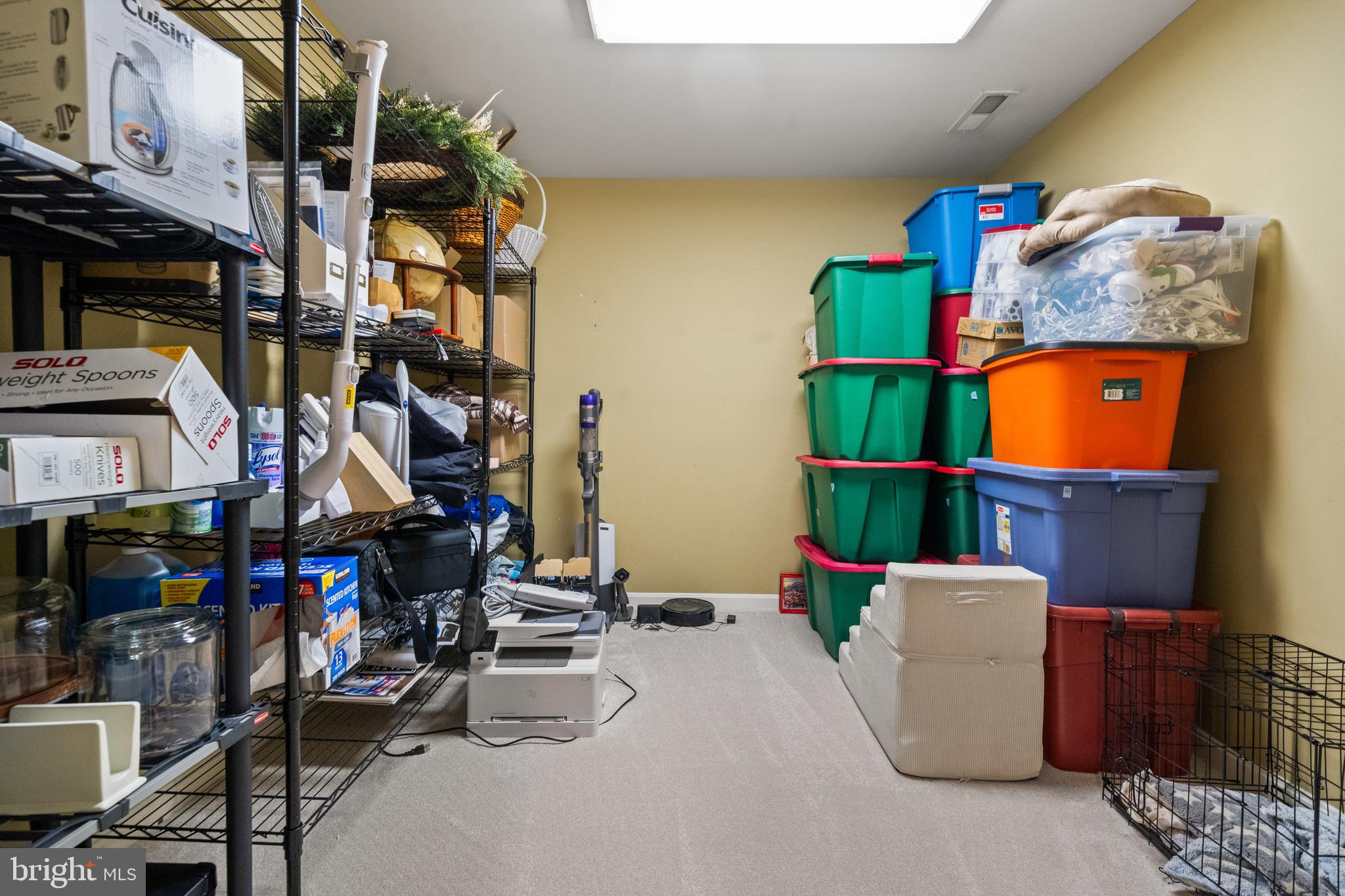 POTOMAC CROSSING - Residential