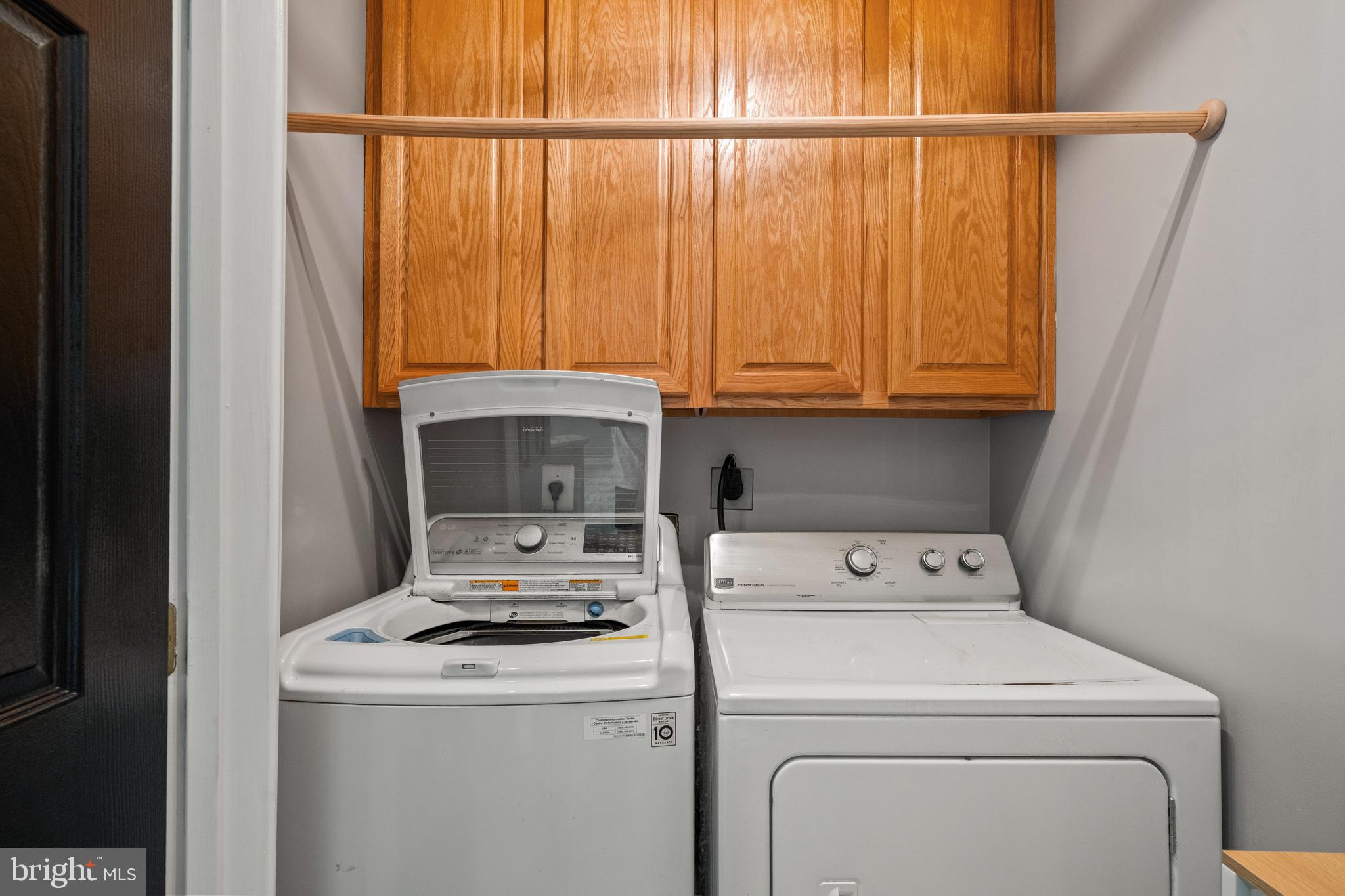 POTOMAC CROSSING - Residential