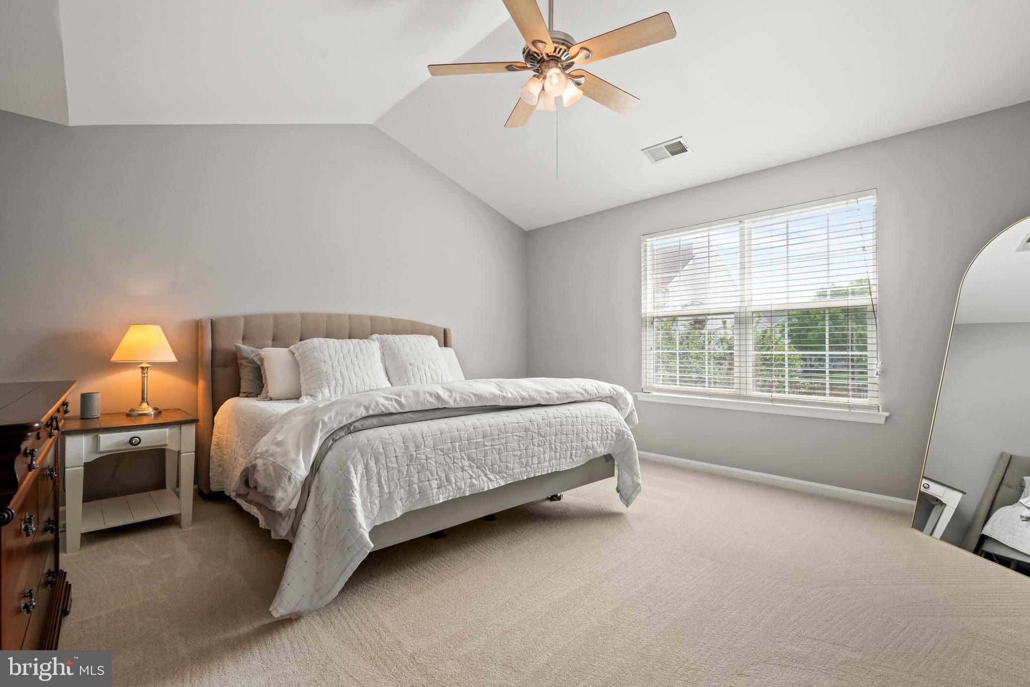 POTOMAC CROSSING - Residential