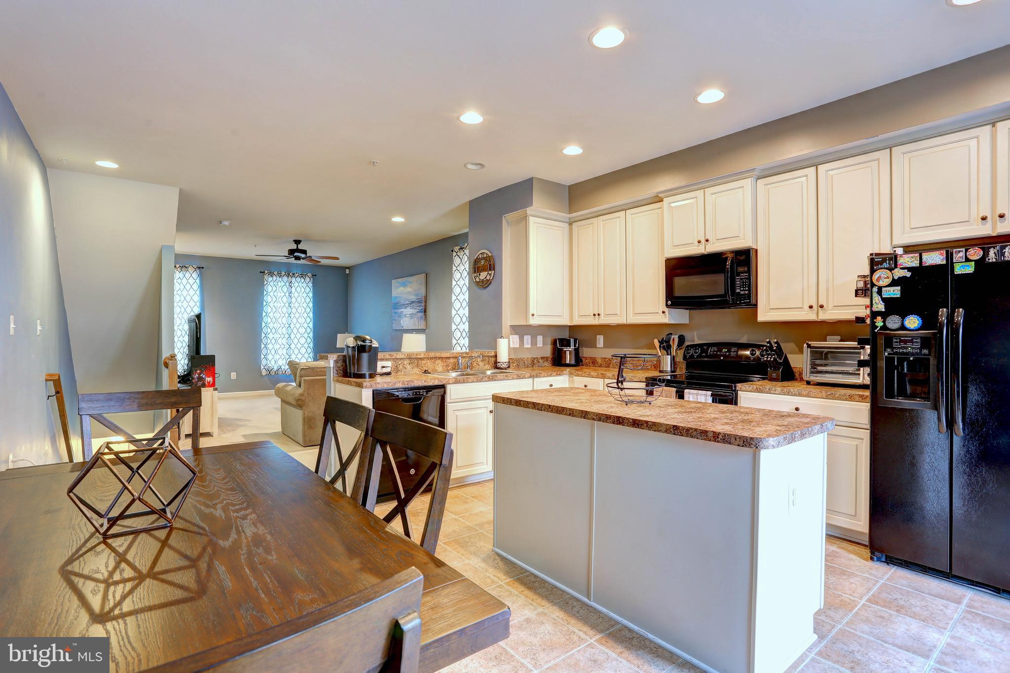 CREEKSIDE VILLAGE AT TANYARD SPRINGS - Residential