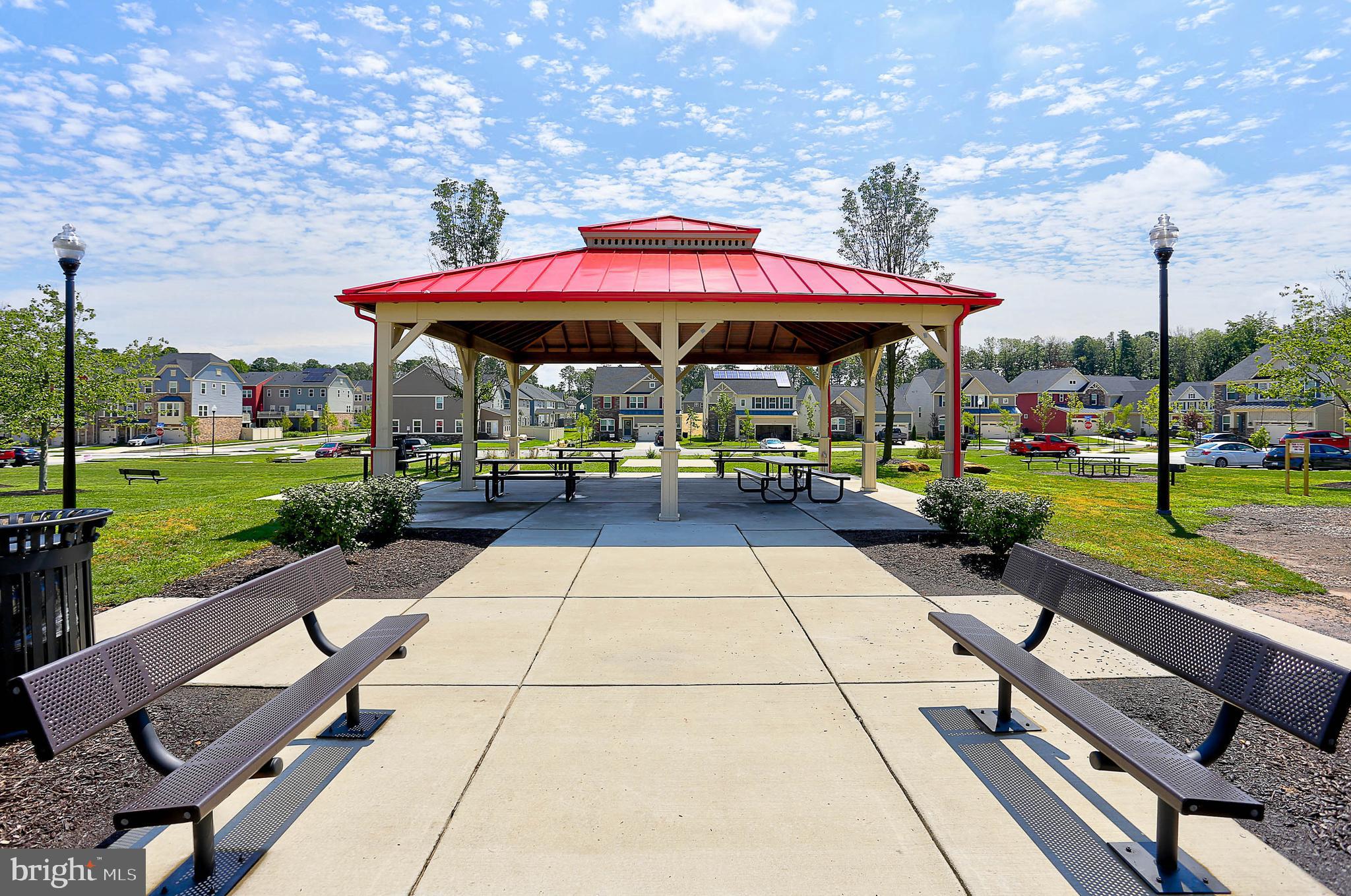 CREEKSIDE VILLAGE AT TANYARD SPRINGS - Residential